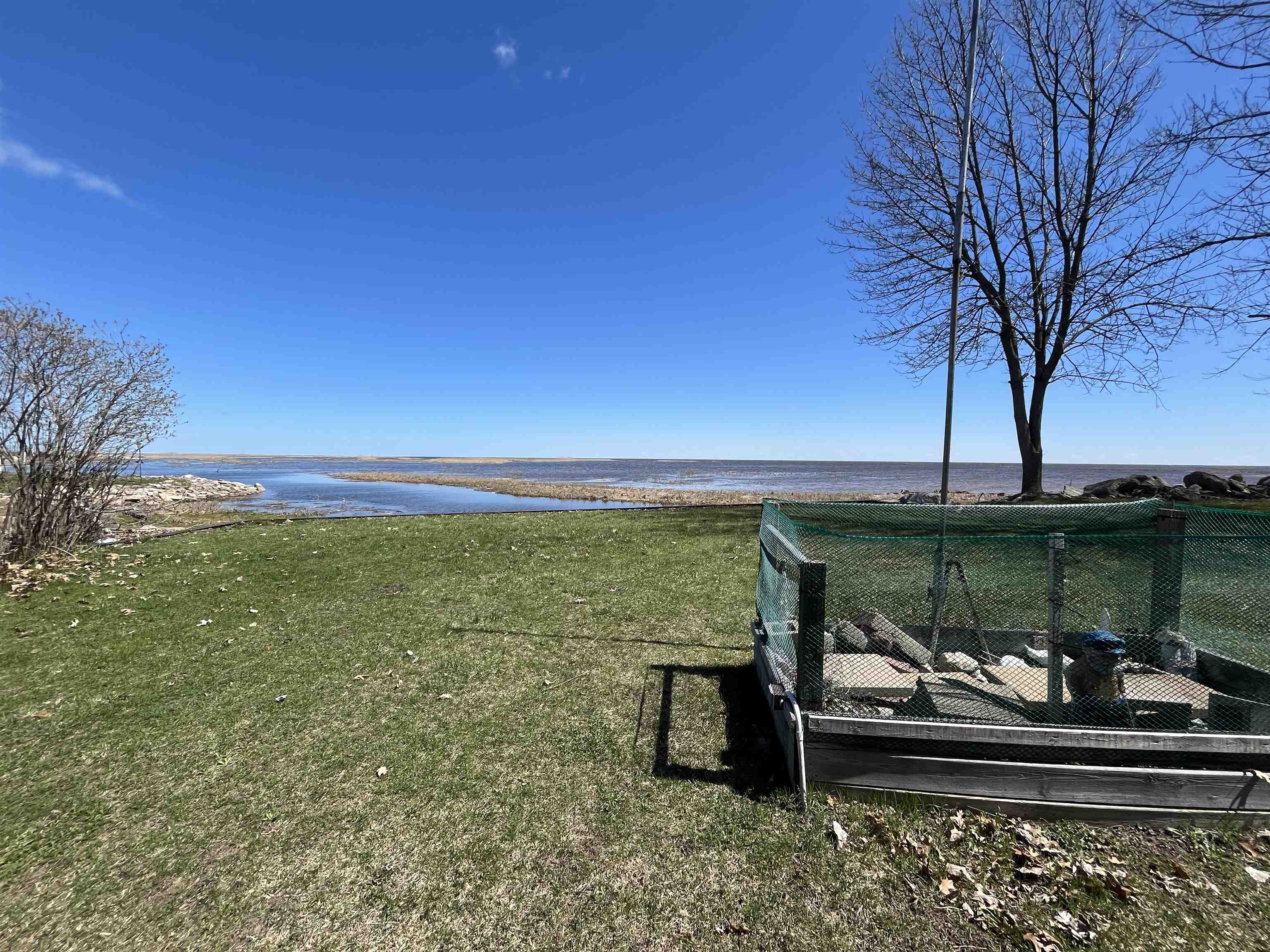 2406 Oak Road Property Photo 4