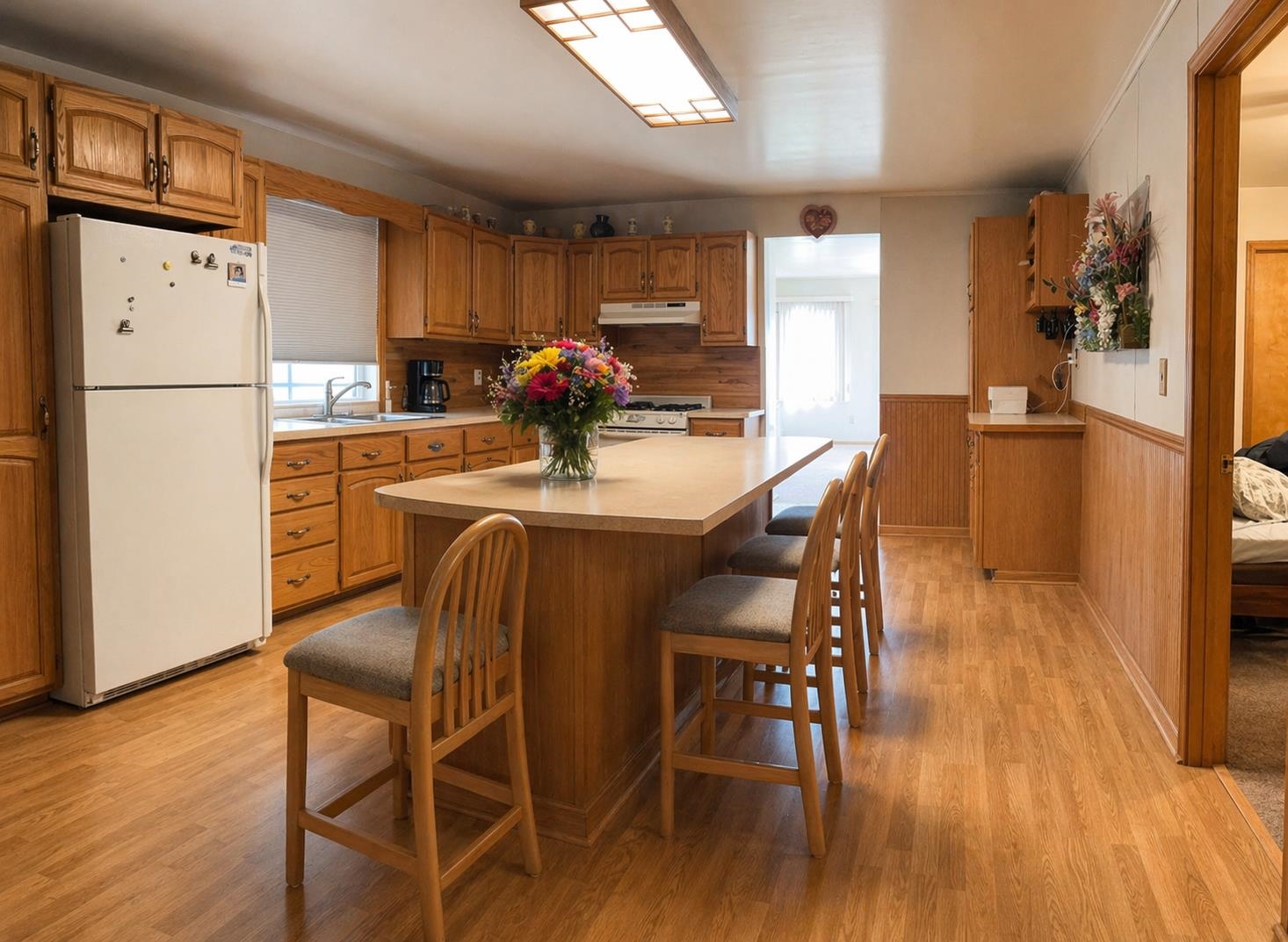 2406 Oak Road Property Photo 14
