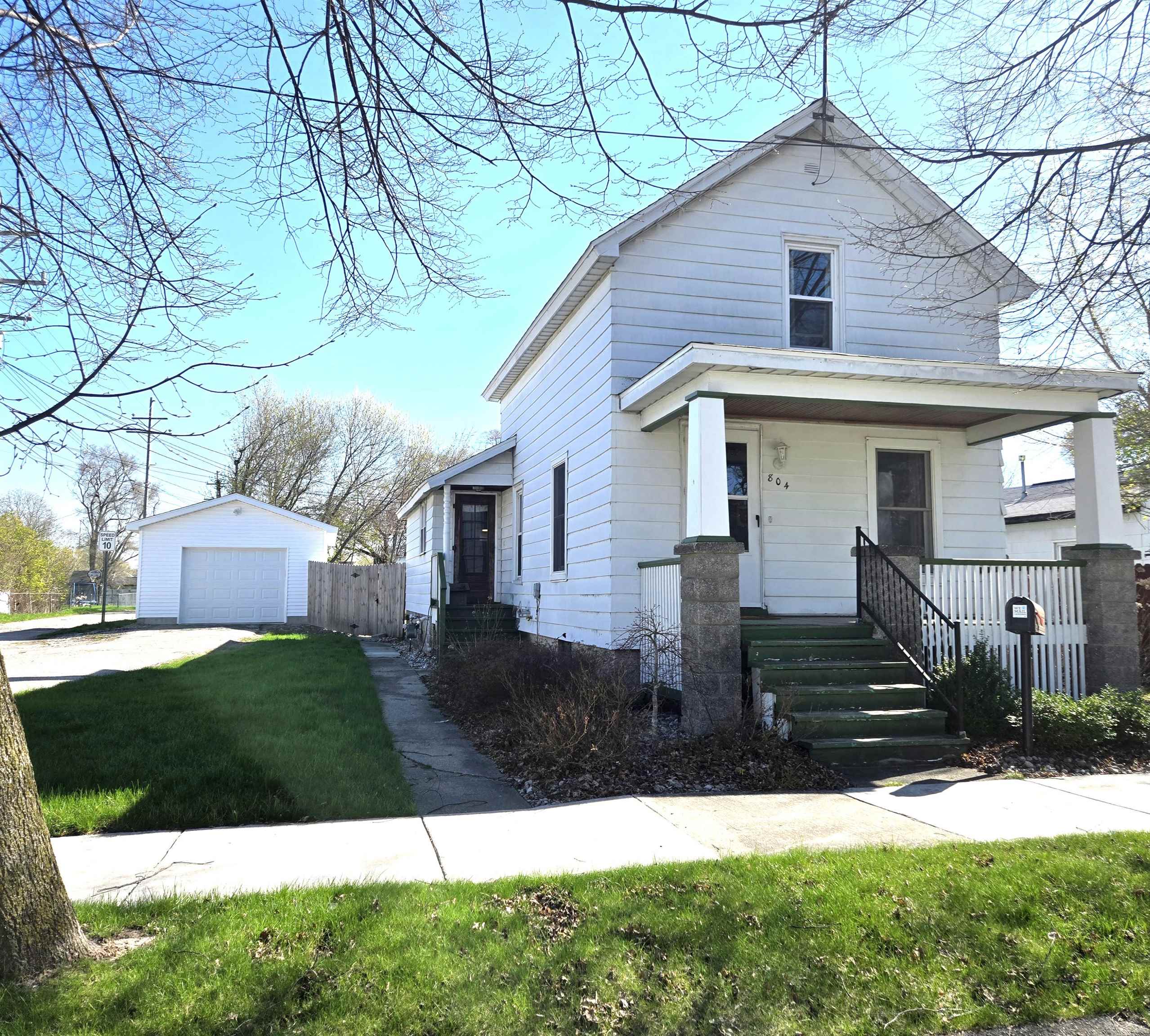 804 19th Street Property Photo 1