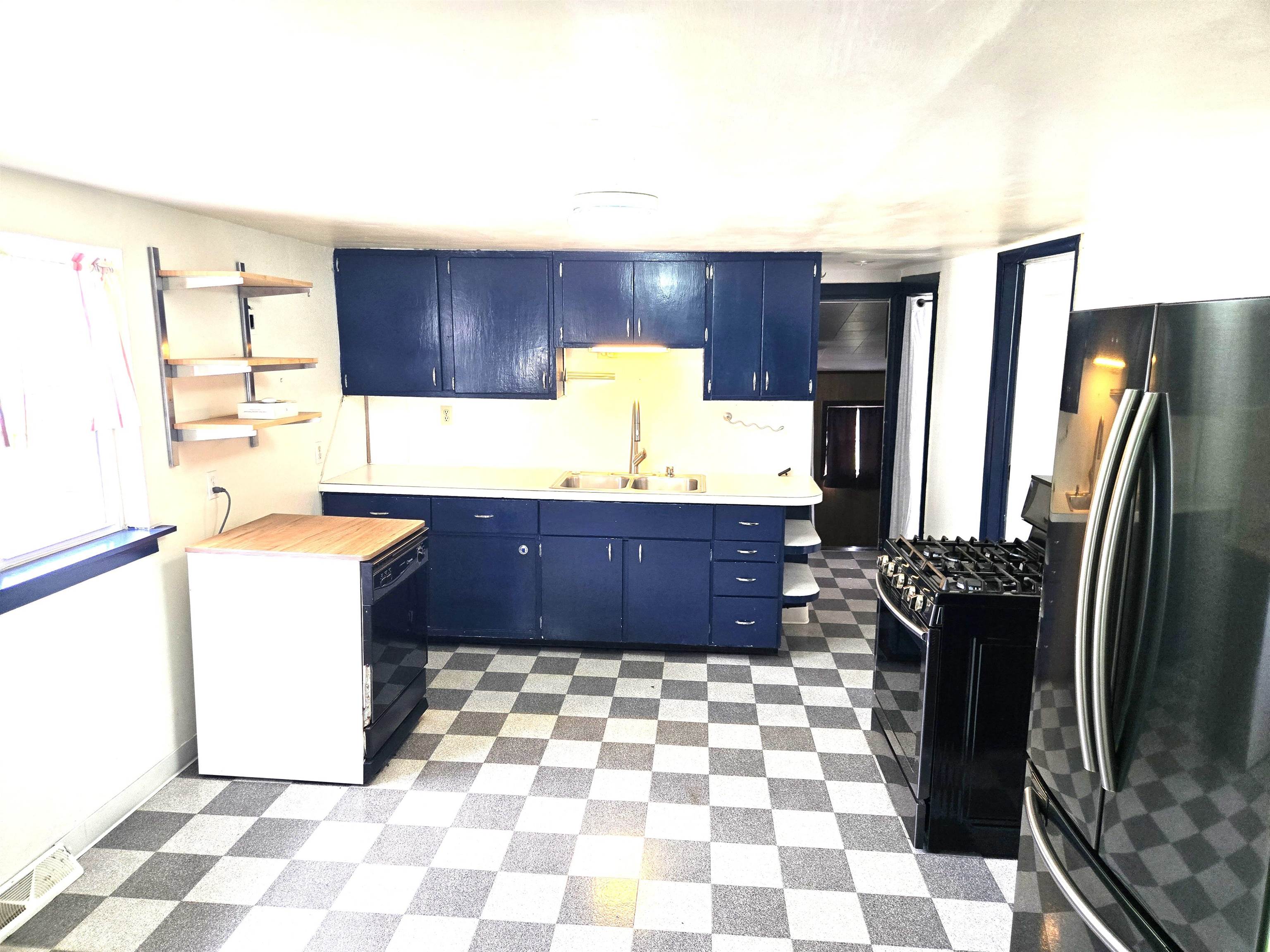 804 19th Street Property Photo 3