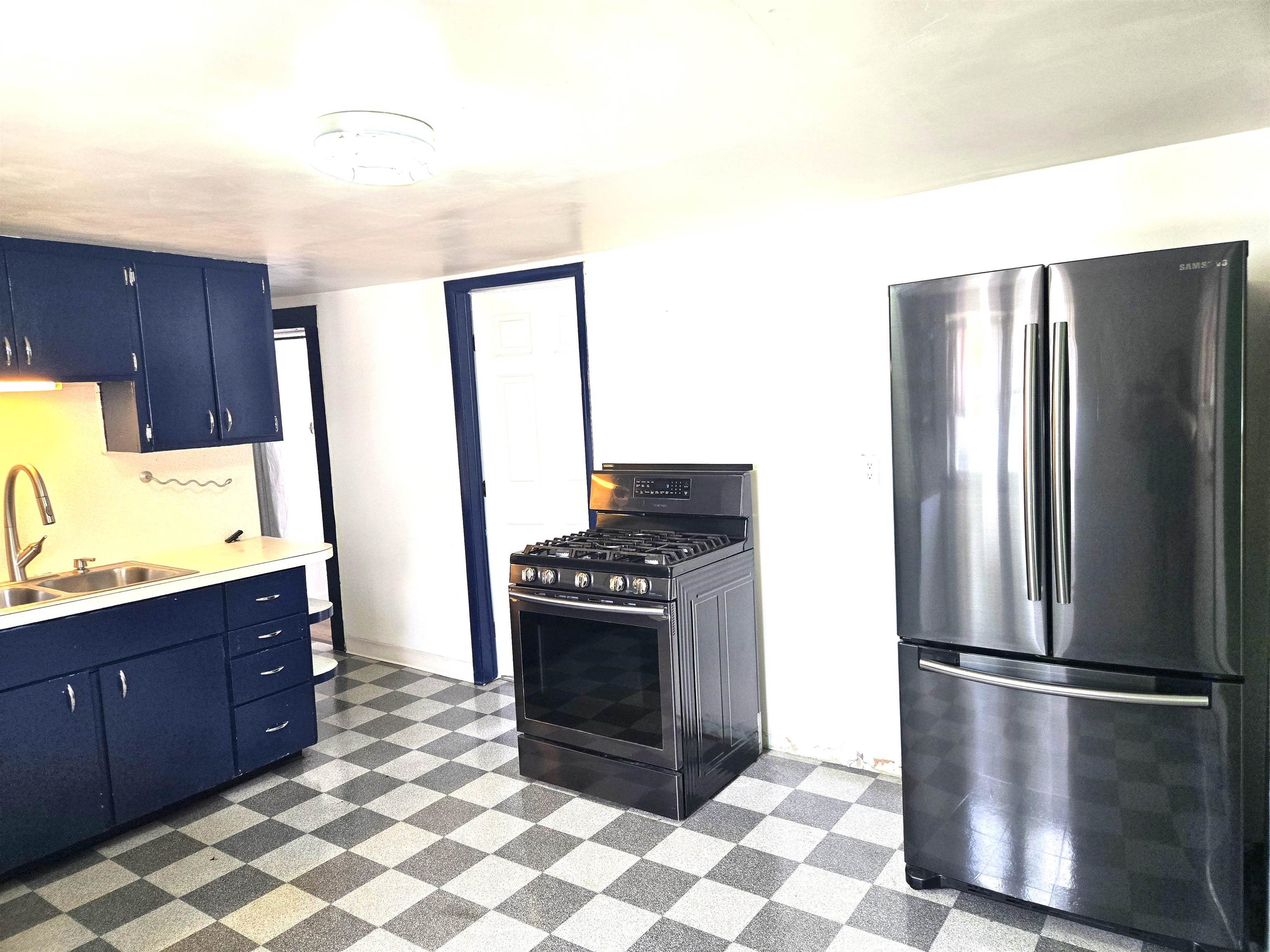 804 19th Street Property Photo 4