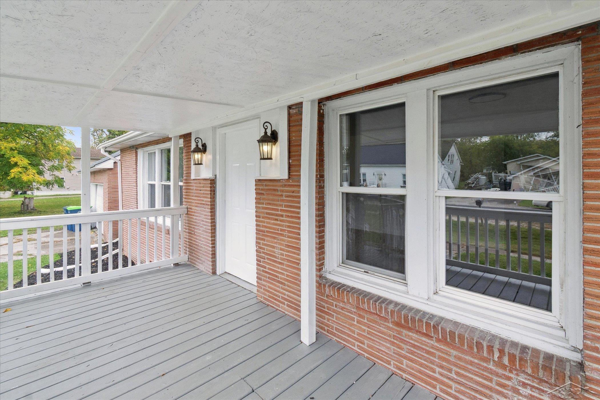 755 Sherman Road Property Photo 2