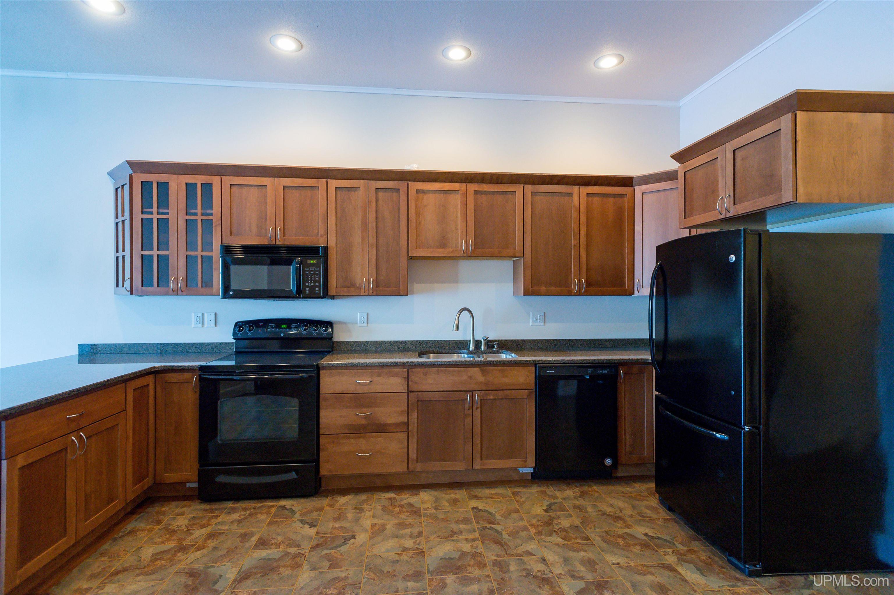 208 E Montezuma Avenue Property Photo 41