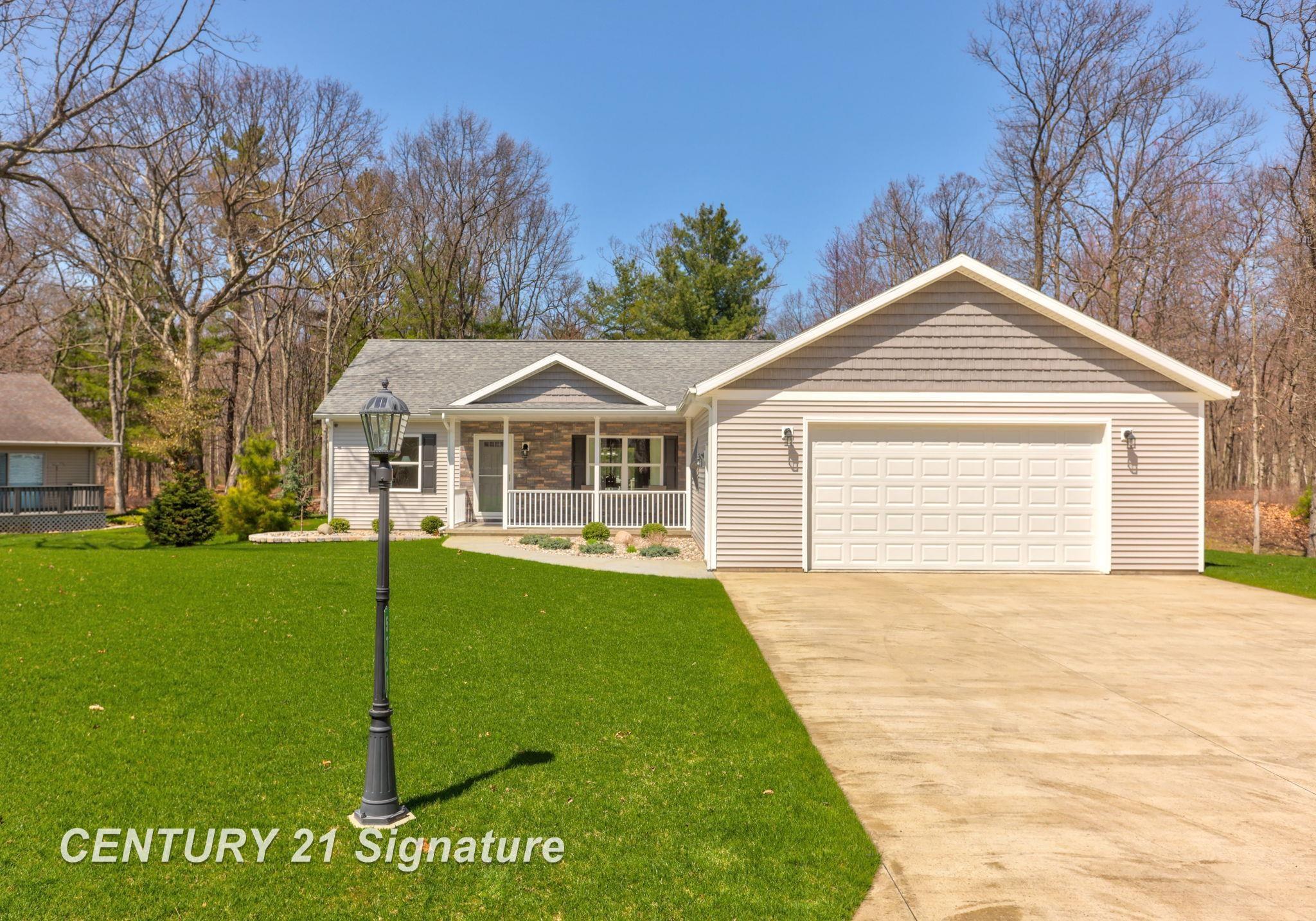 5728 Tipperary Drive Property Photo 2