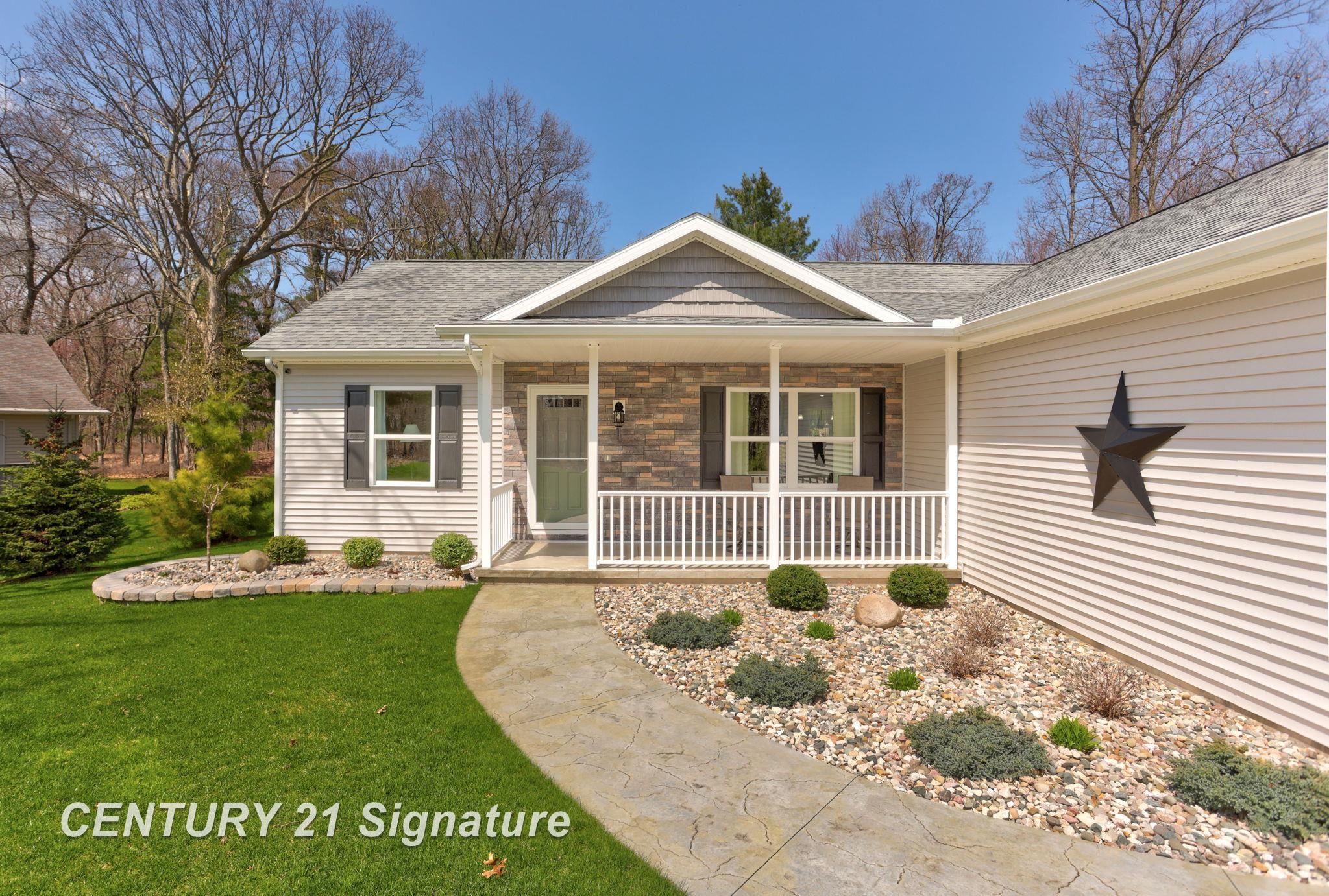 5728 Tipperary Drive Property Photo 3