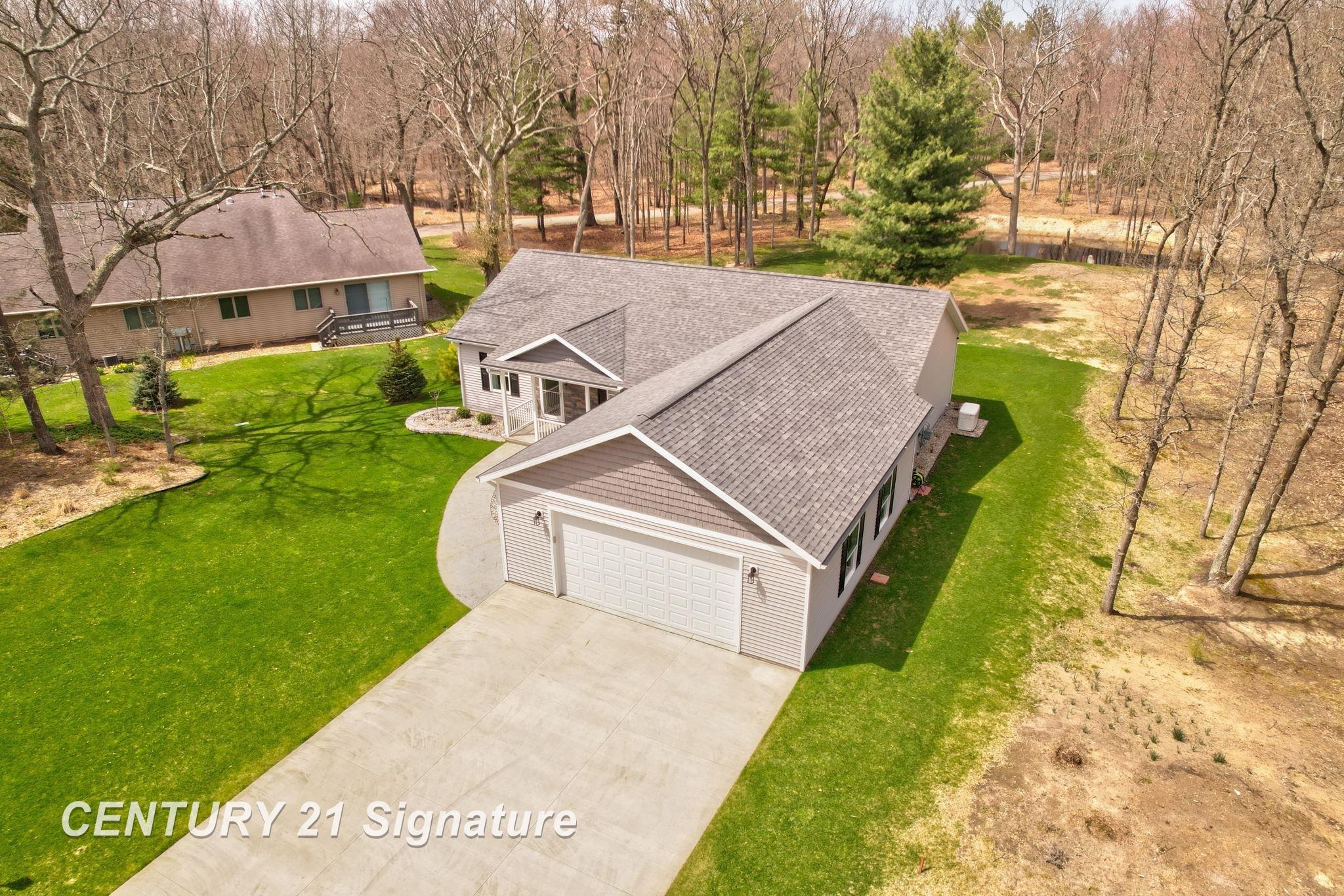 5728 Tipperary Drive Property Photo 6