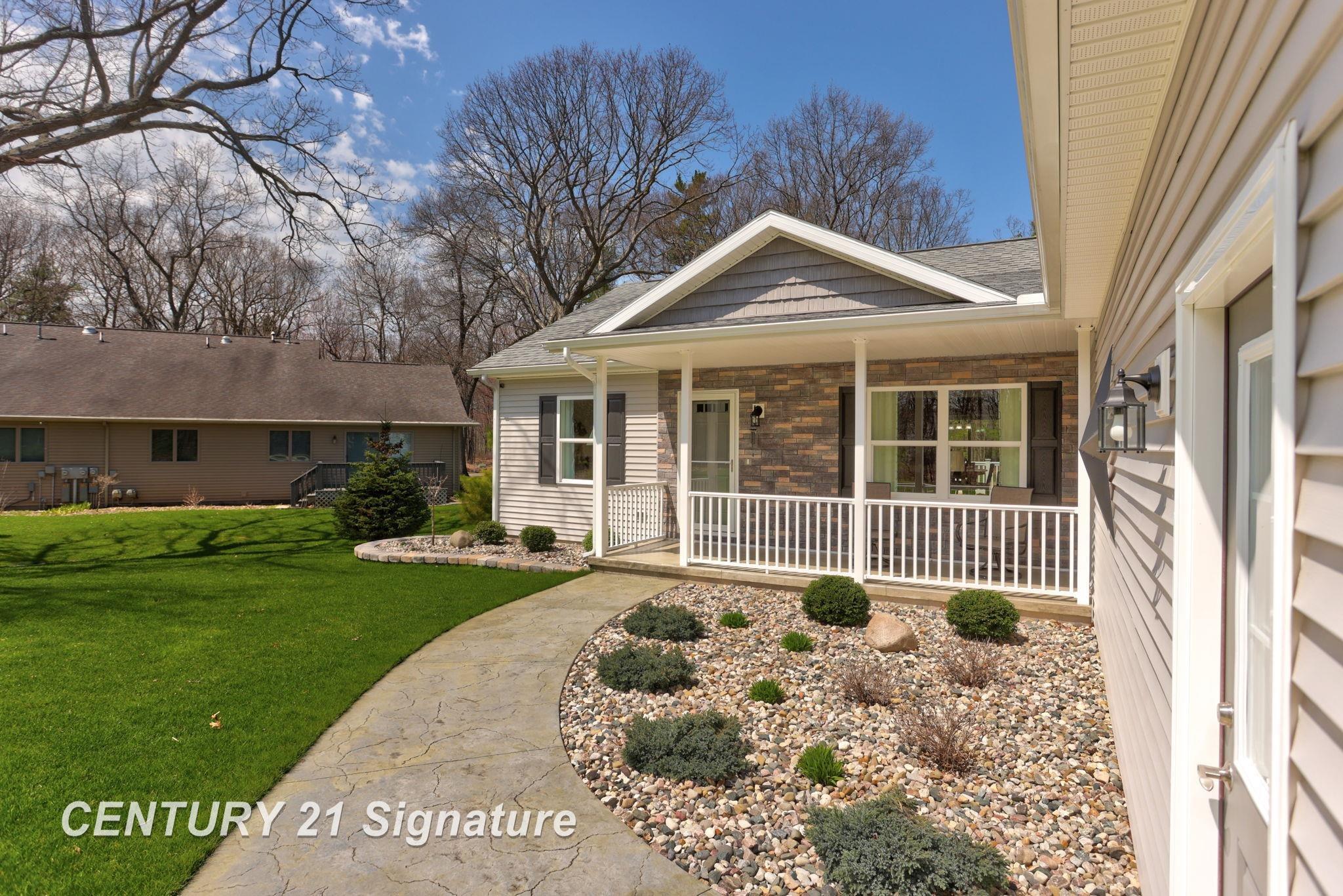 5728 Tipperary Drive Property Photo 8