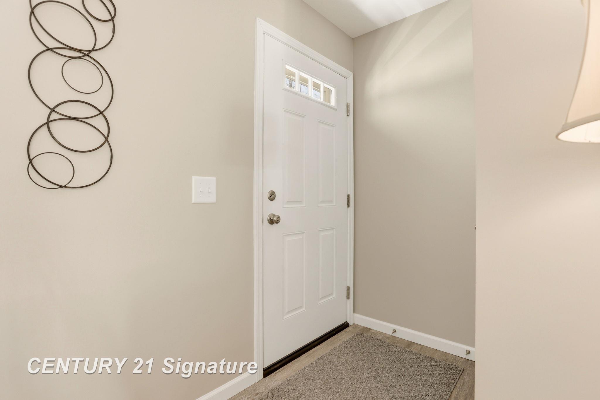 5728 Tipperary Drive Property Photo 11