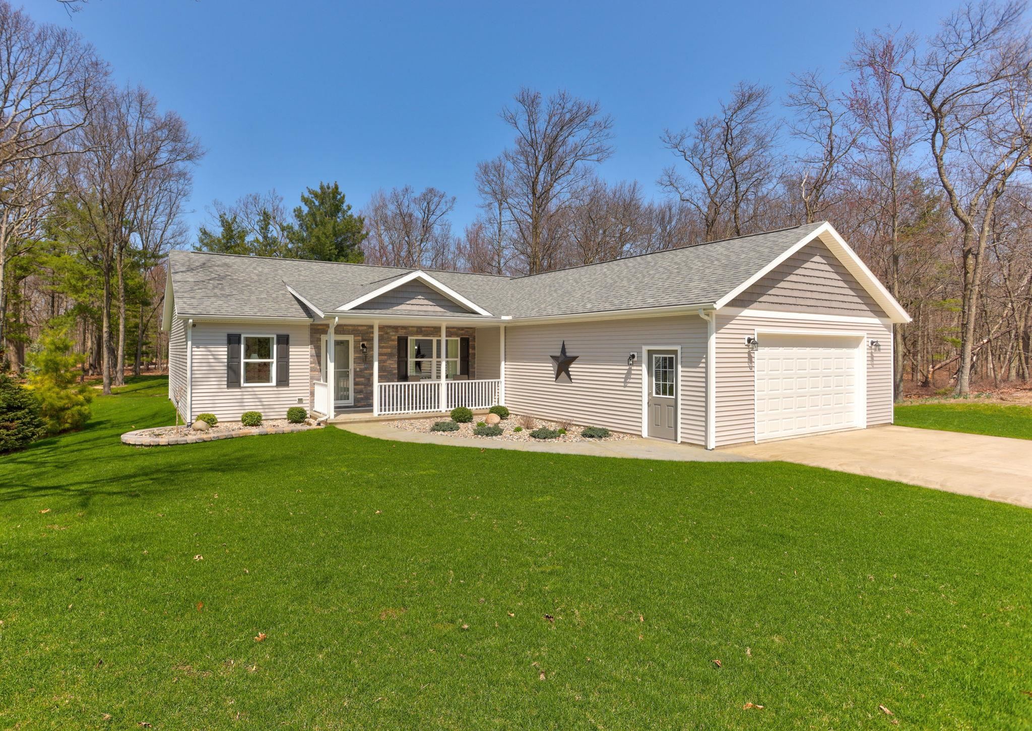 5728 Tipperary Drive Property Photo 1
