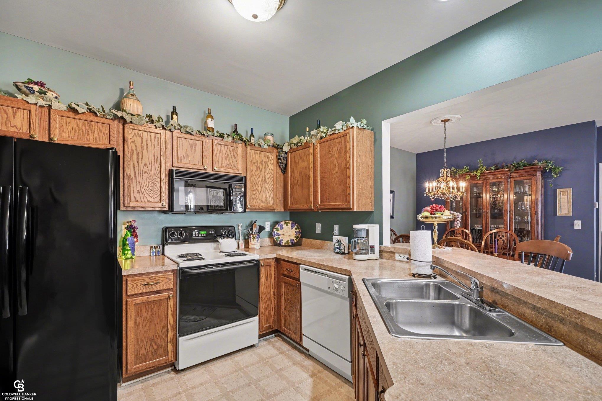 15368 Yale Drive Property Photo 12