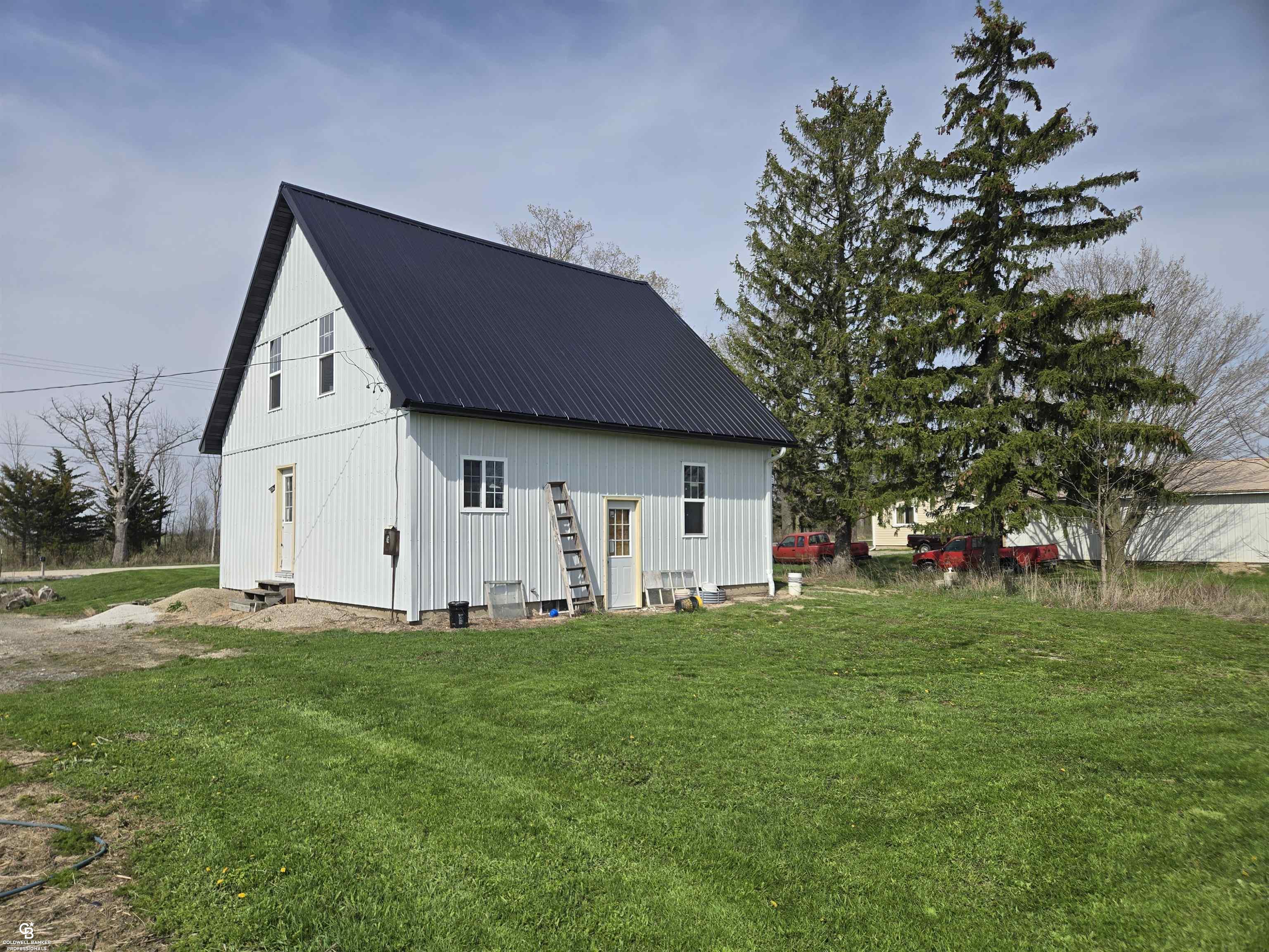 16433 Dudley Road Property Photo 5