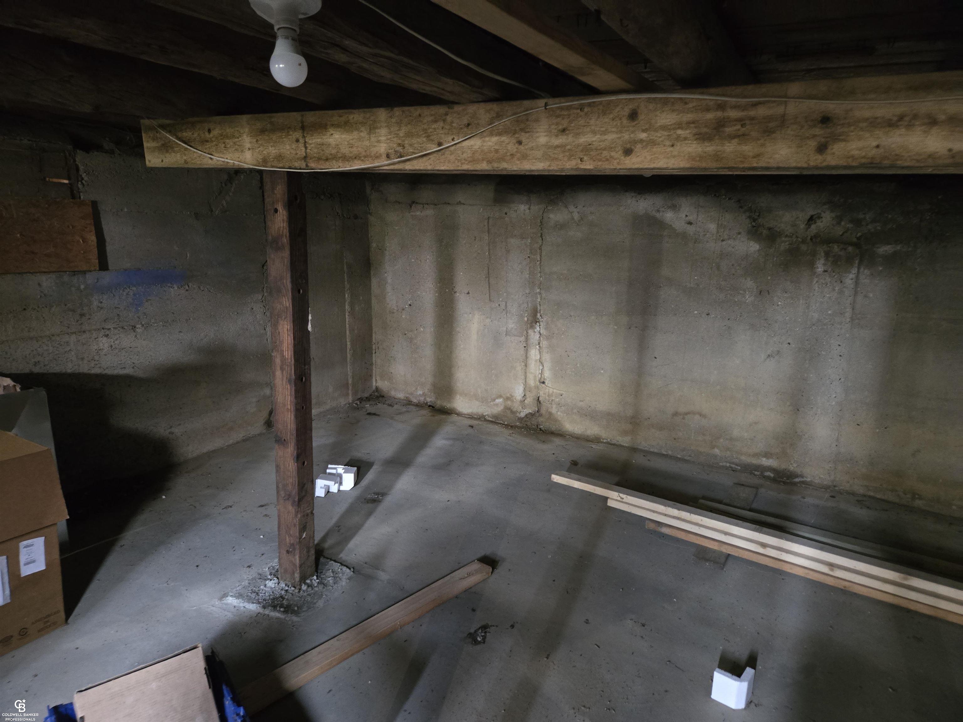 16433 Dudley Road Property Photo 8