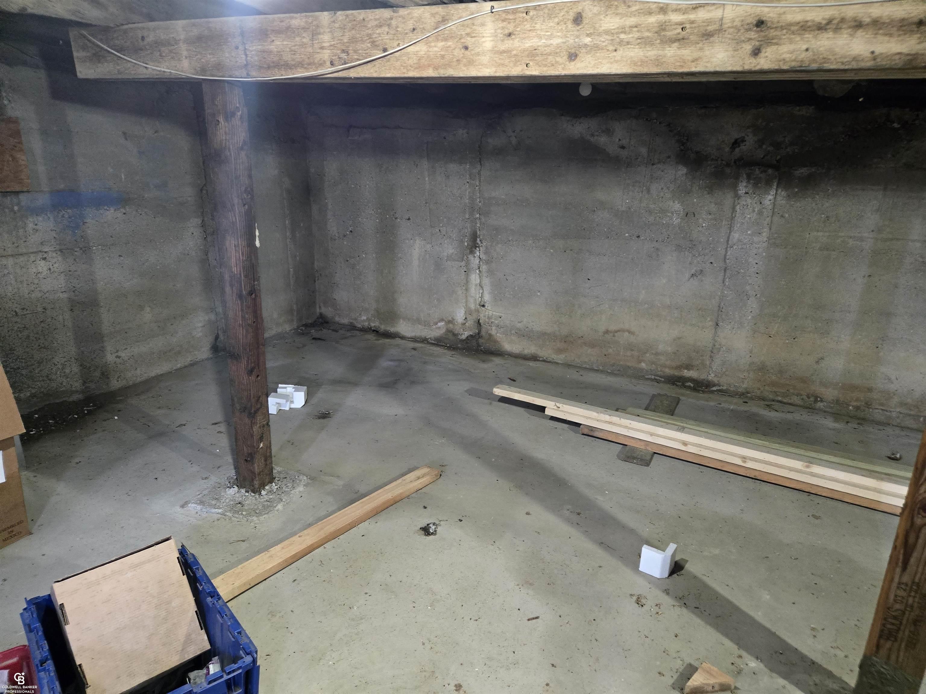 16433 Dudley Road Property Photo 10