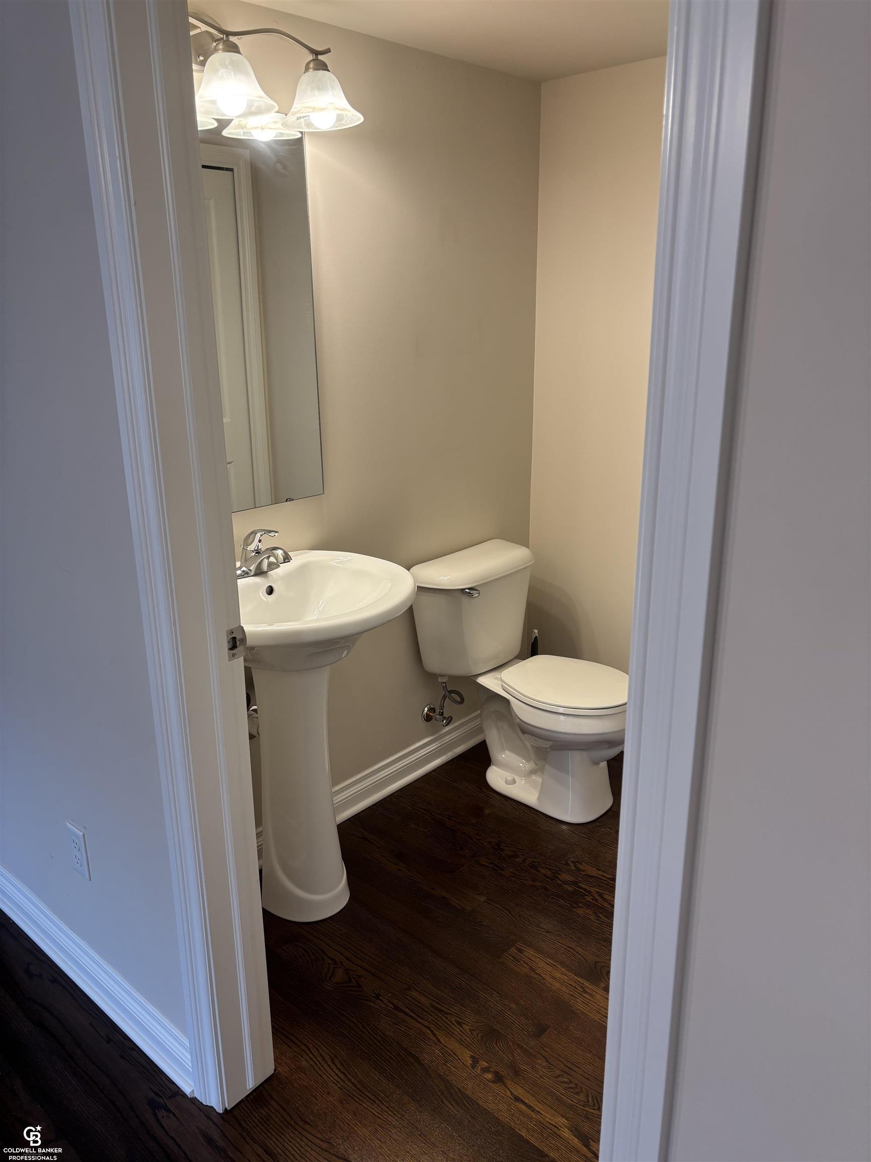 13113 Woodridge Circle Property Photo 8