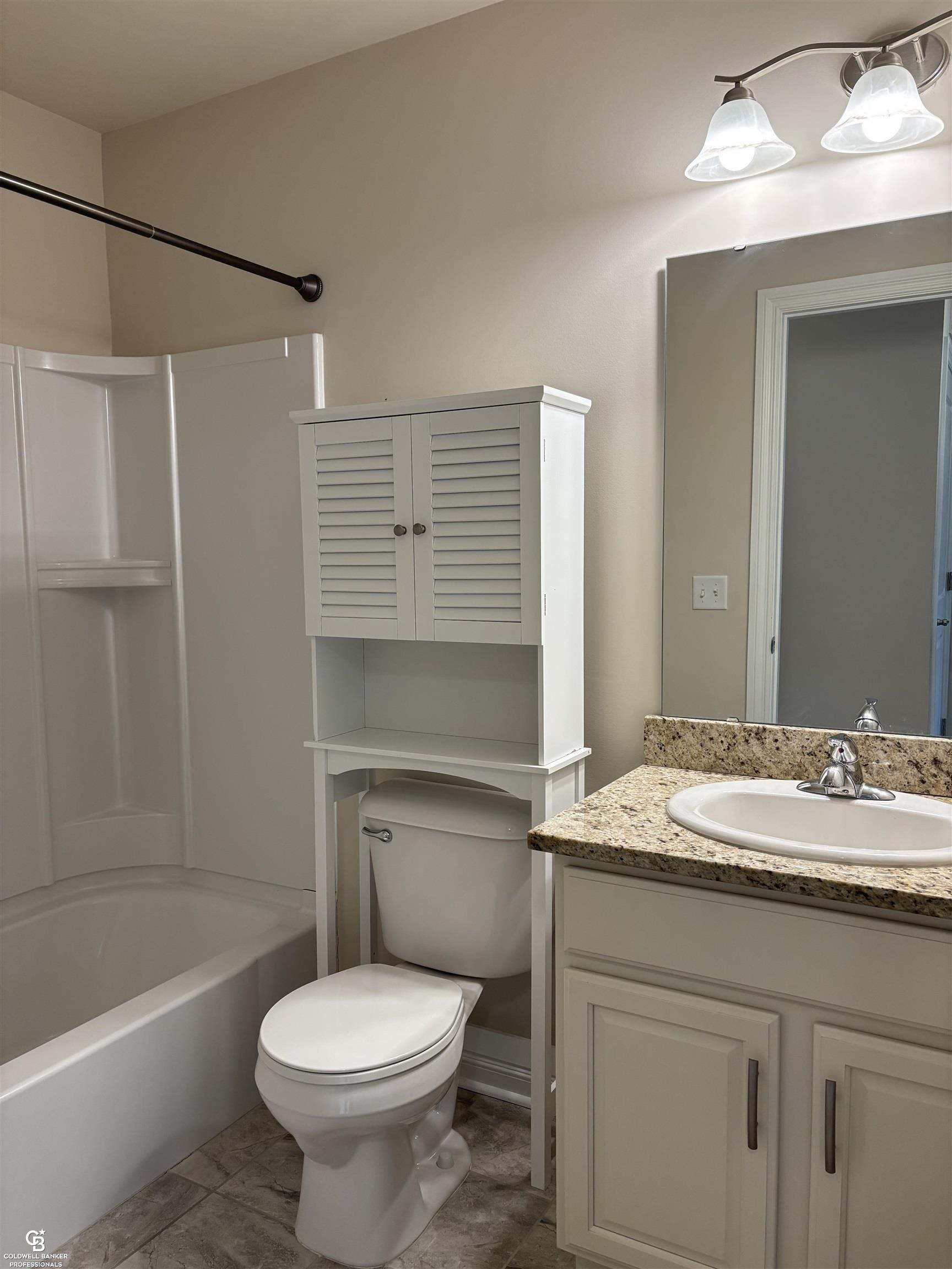 13113 Woodridge Circle Property Photo 10