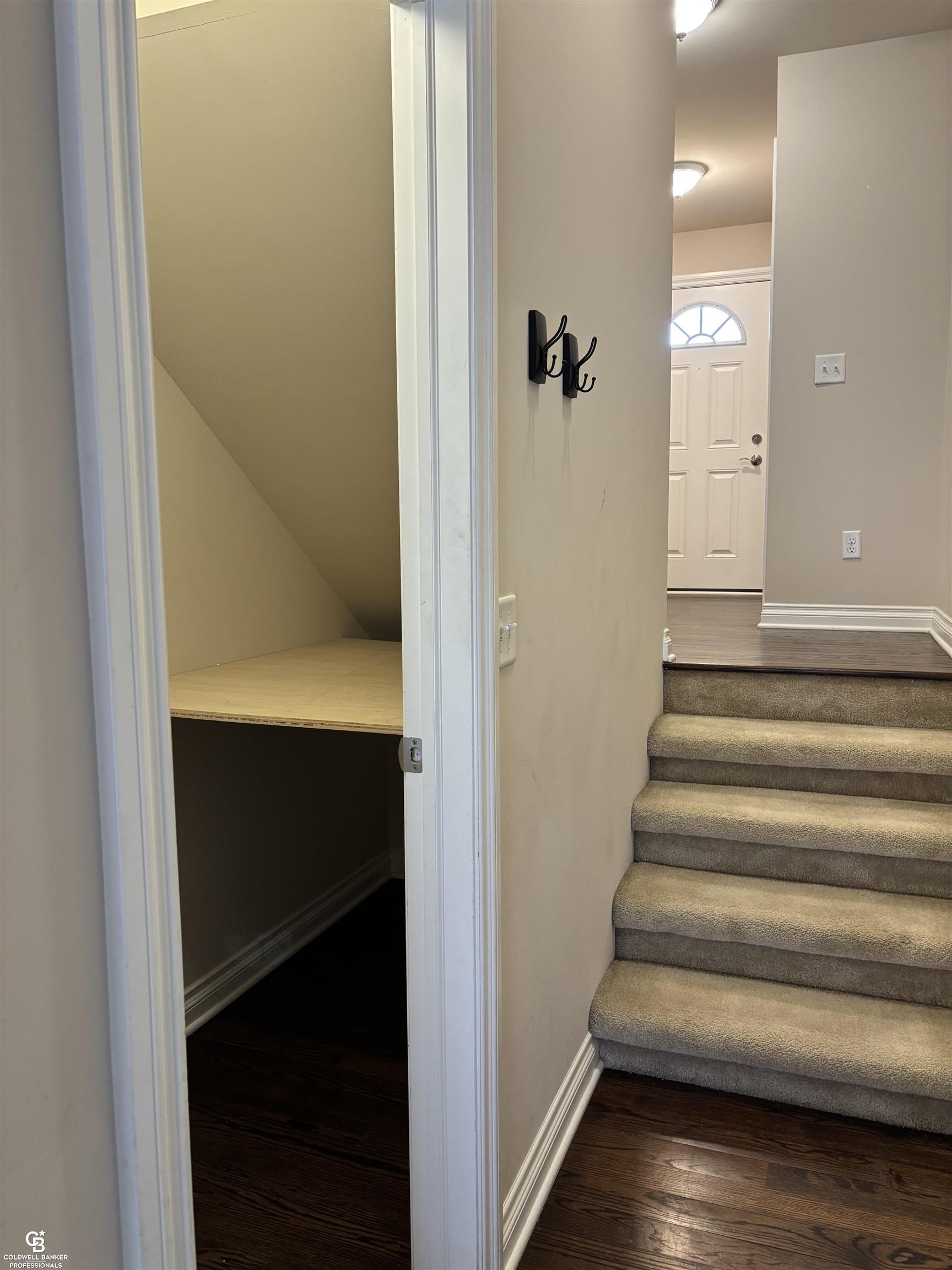 13113 Woodridge Circle Property Photo 18