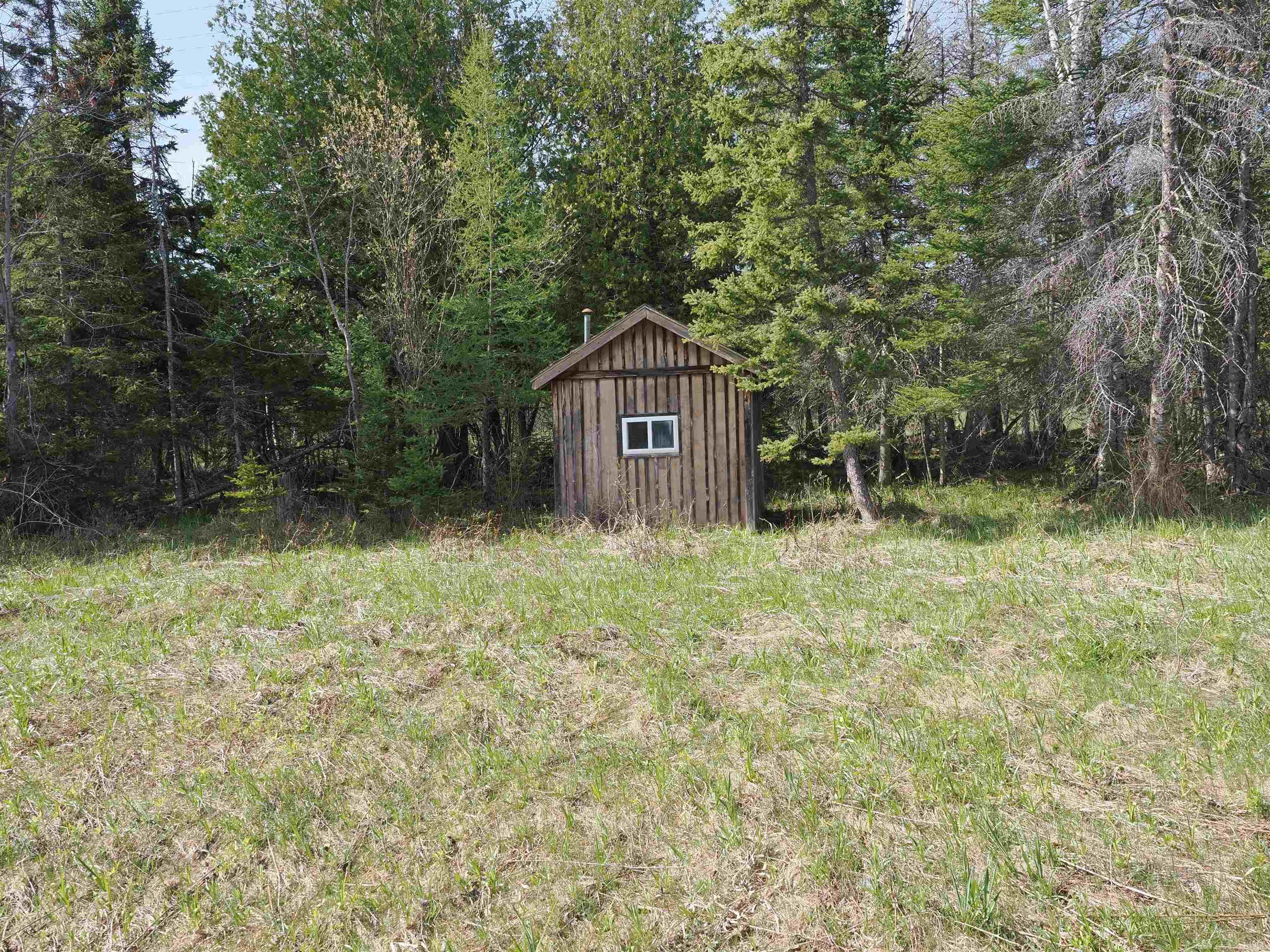 W15598 Hiawatha Trail Property Photo 4