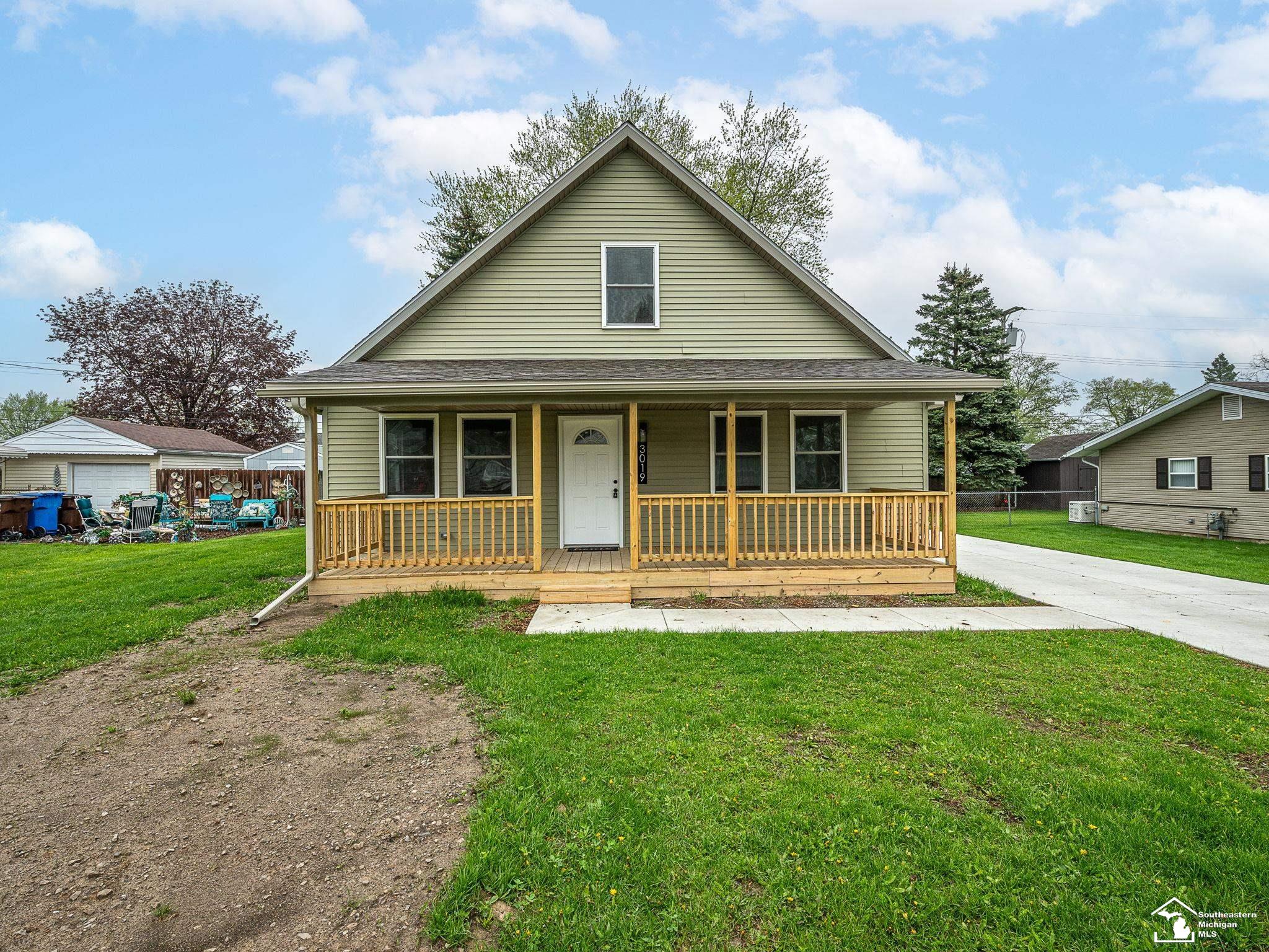 3019 8th Street Property Photo 1