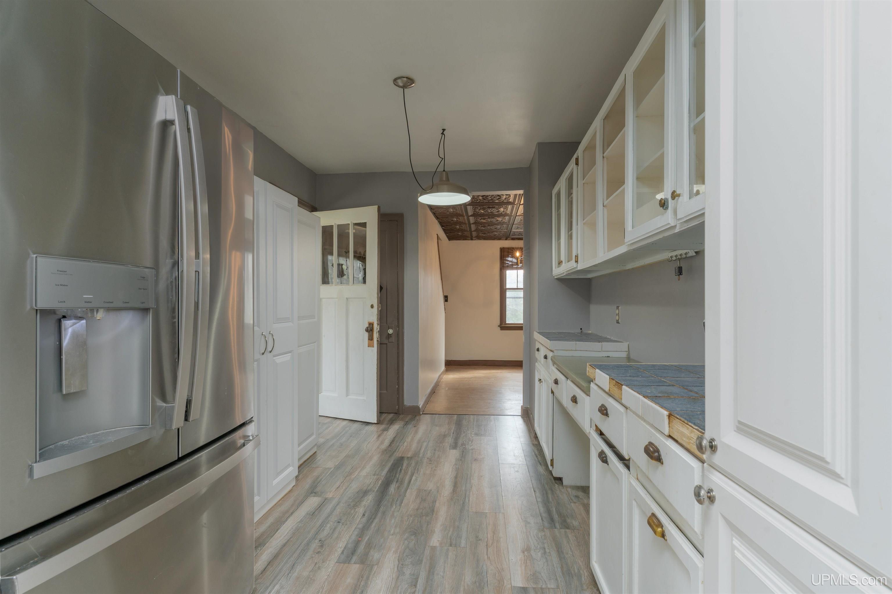 645 E Hunter Road Property Photo 6