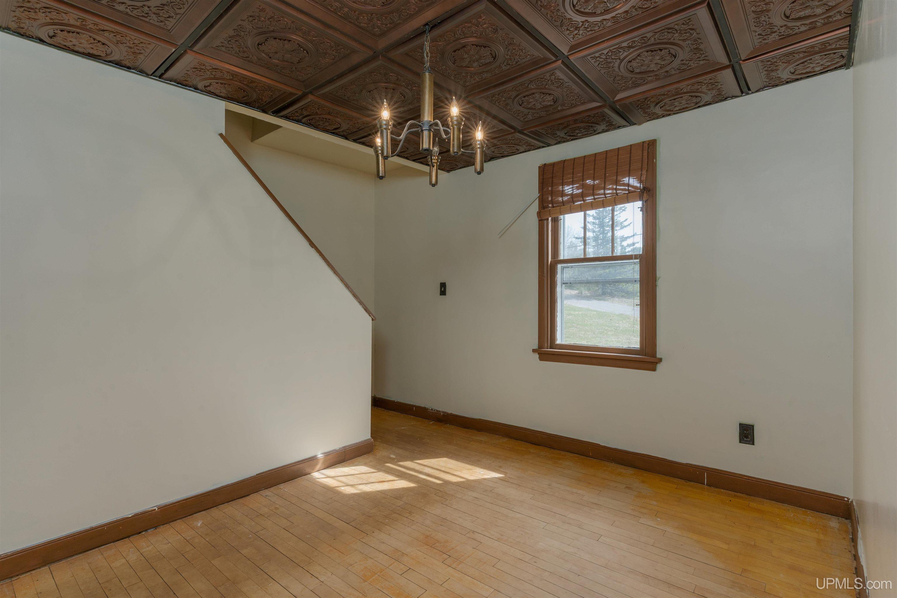 645 E Hunter Road Property Photo 16