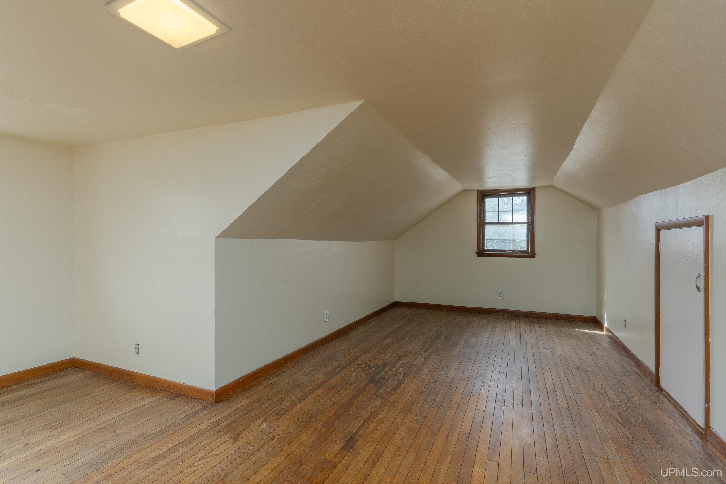 645 E Hunter Road Property Photo 22