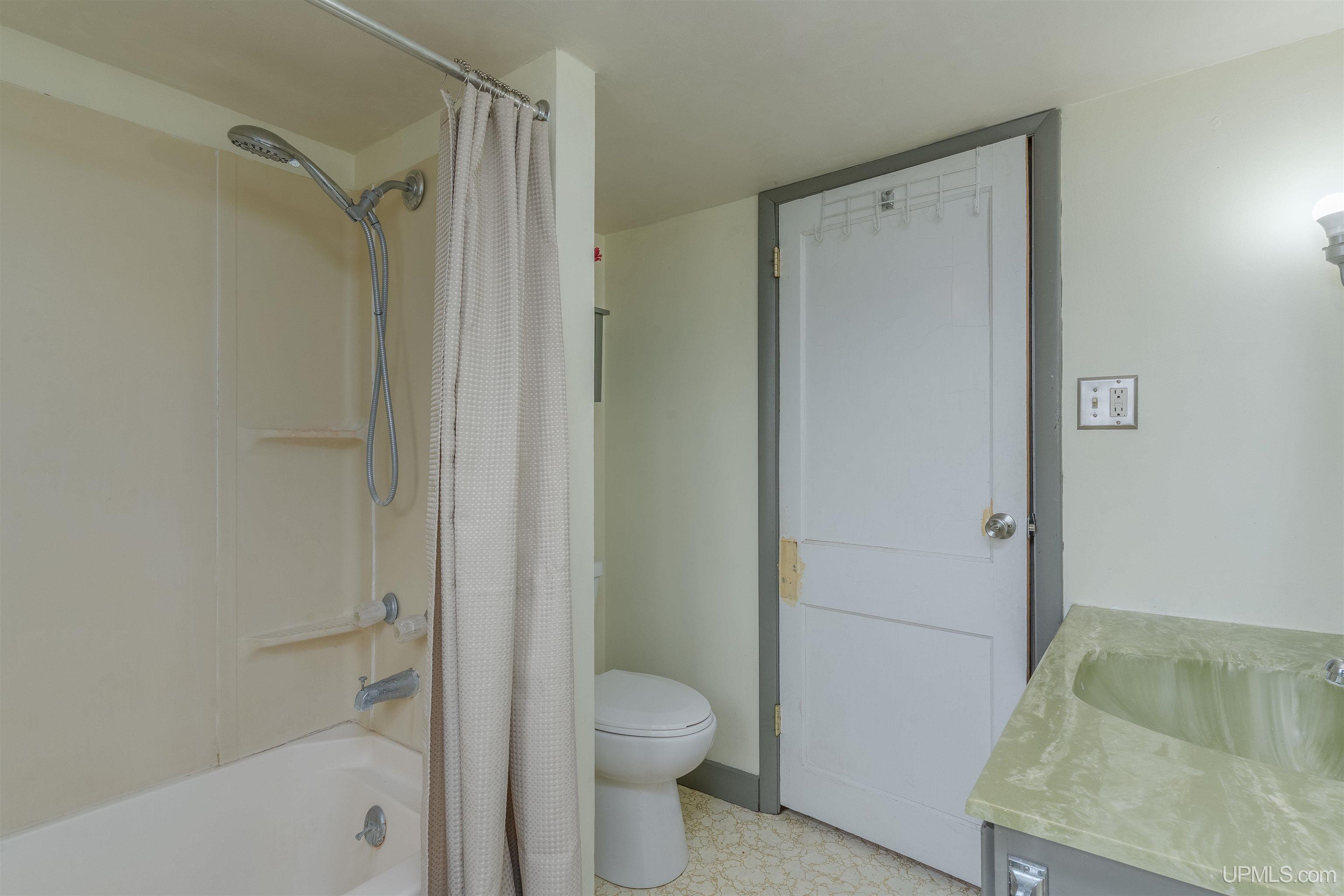 645 E Hunter Road Property Photo 25