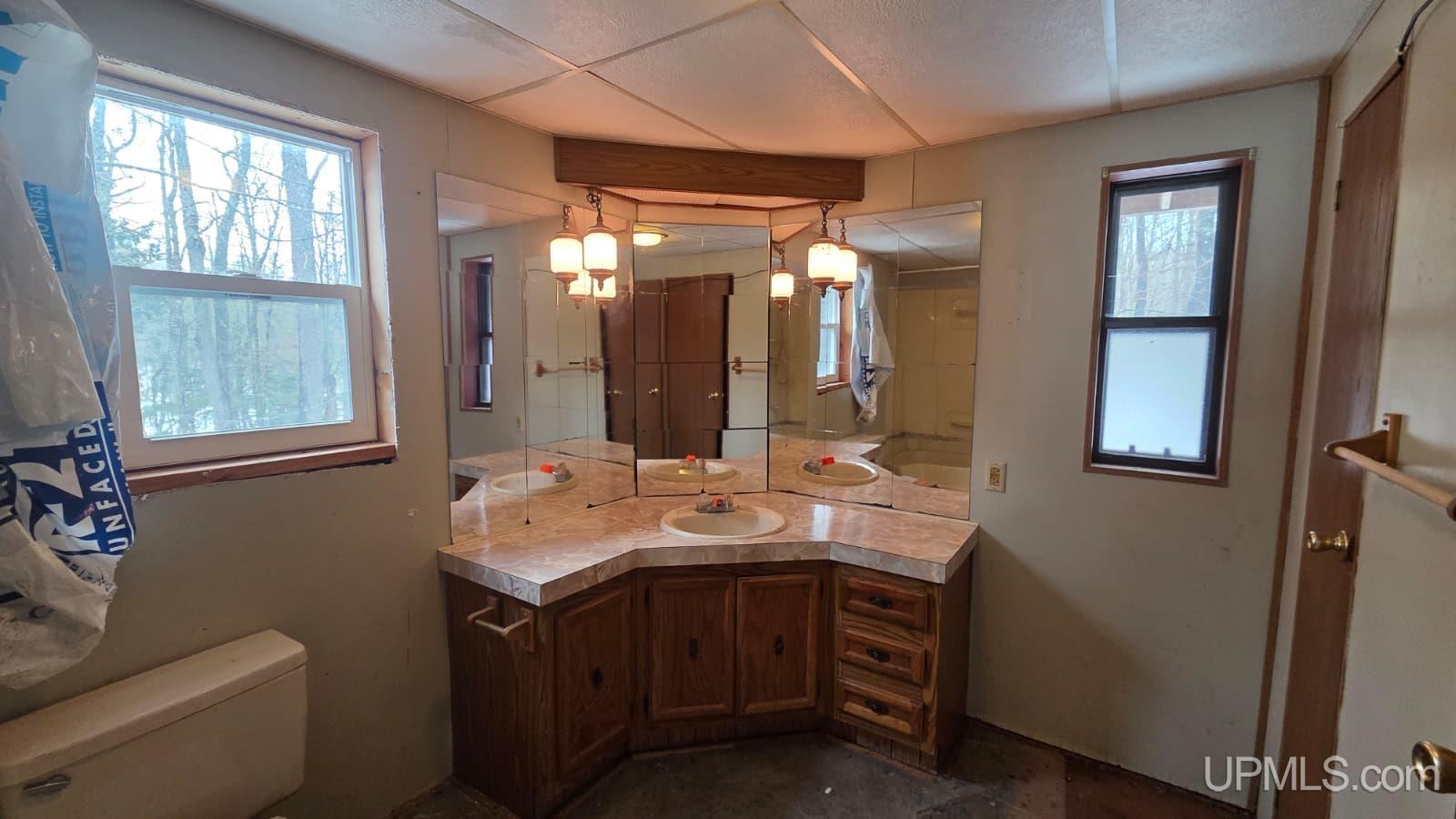 7122 Maple Grove Road Property Photo 11