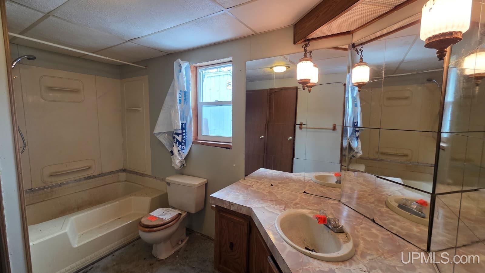 7122 Maple Grove Road Property Photo 12