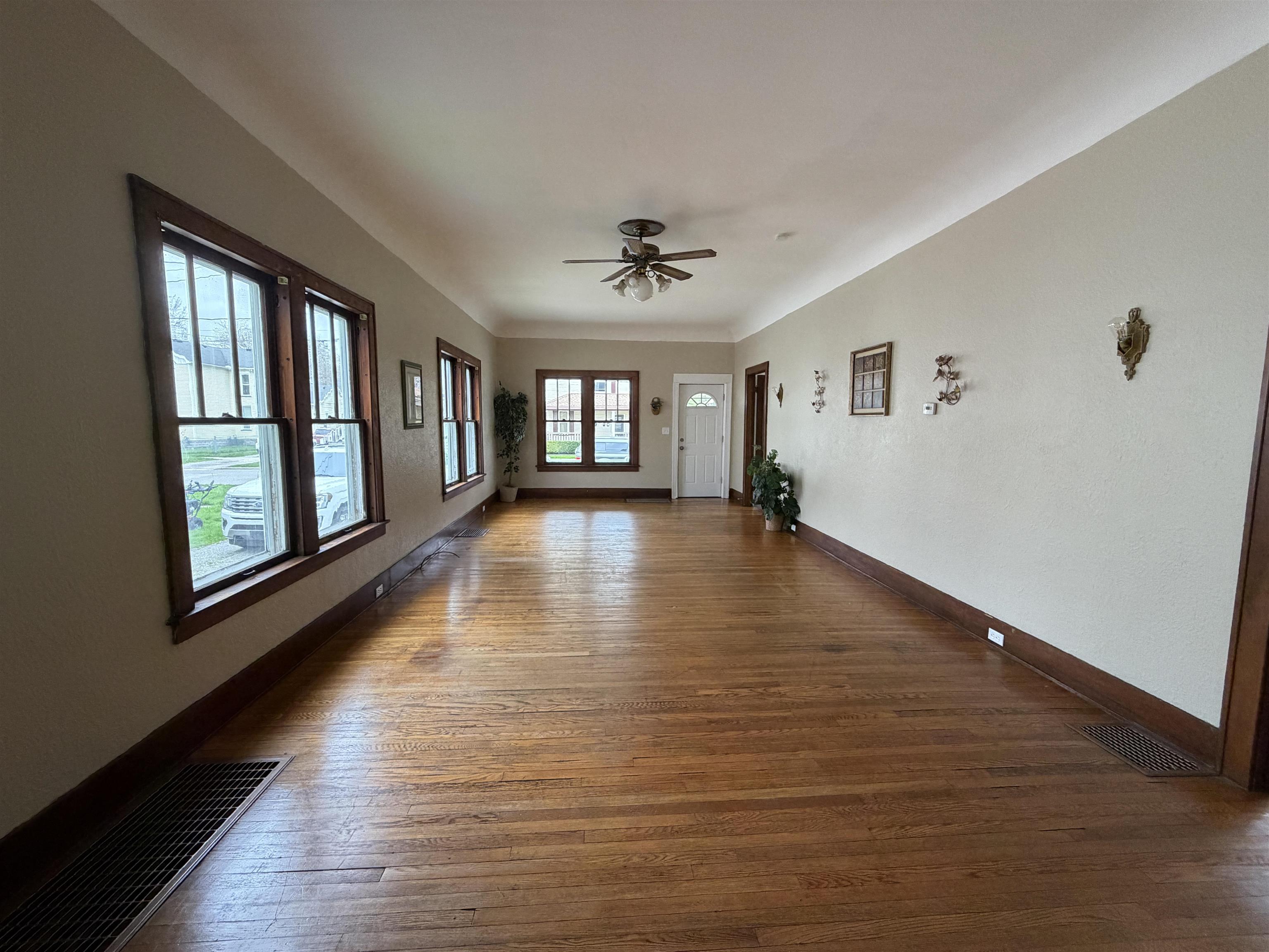 504 N Catherine Street Property Photo 7