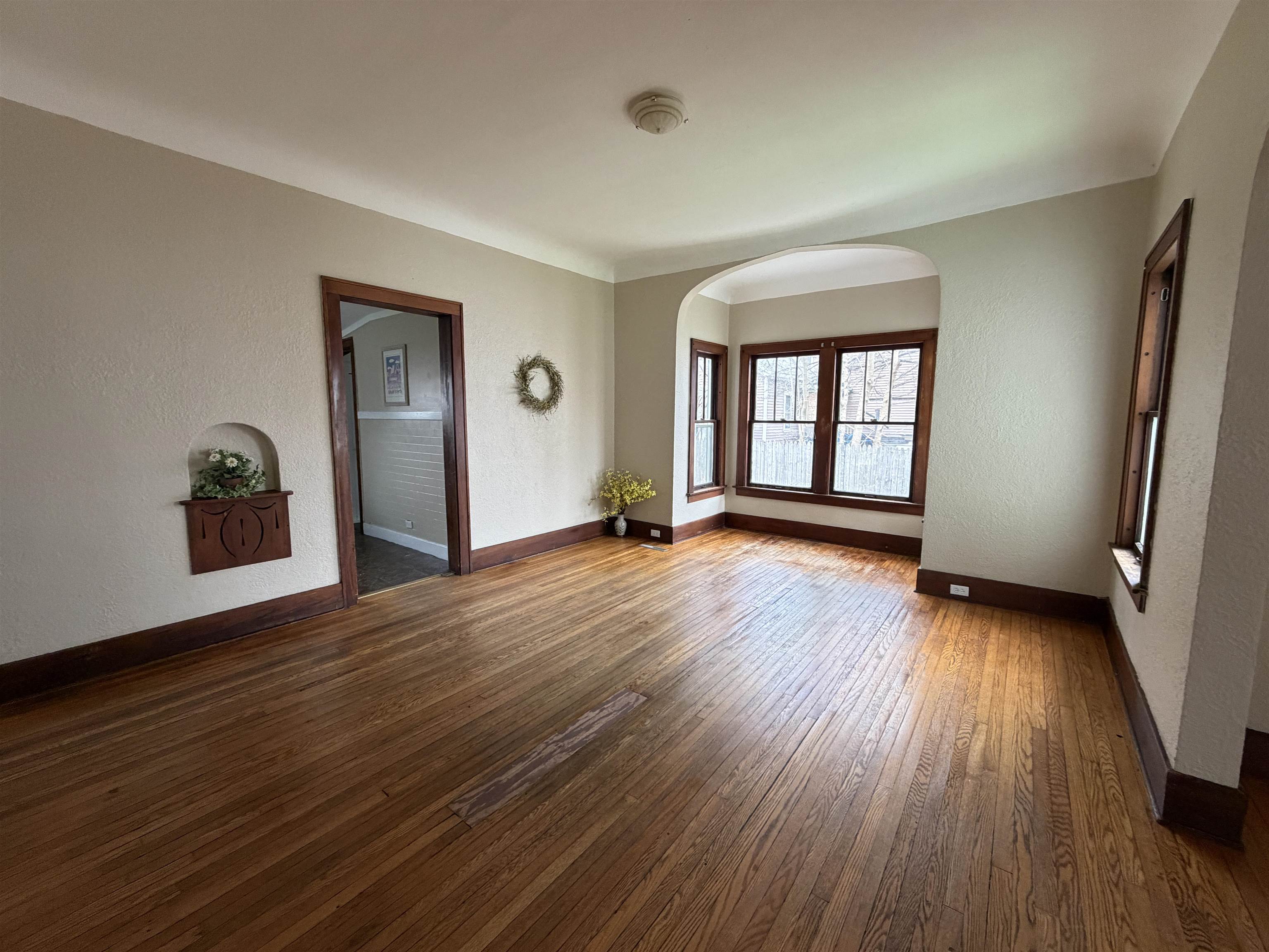 504 N Catherine Street Property Photo 8