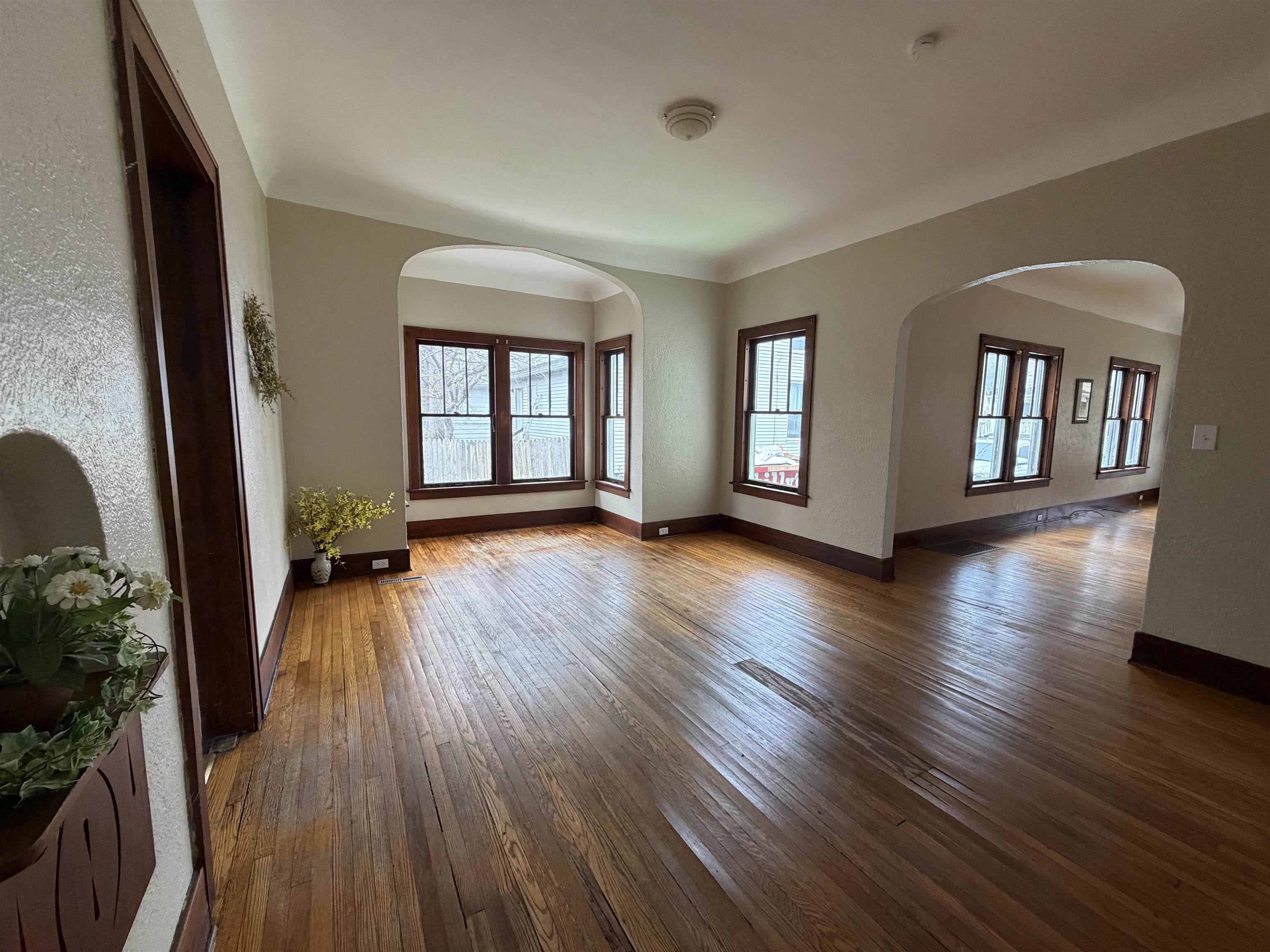 504 N Catherine Street Property Photo 10