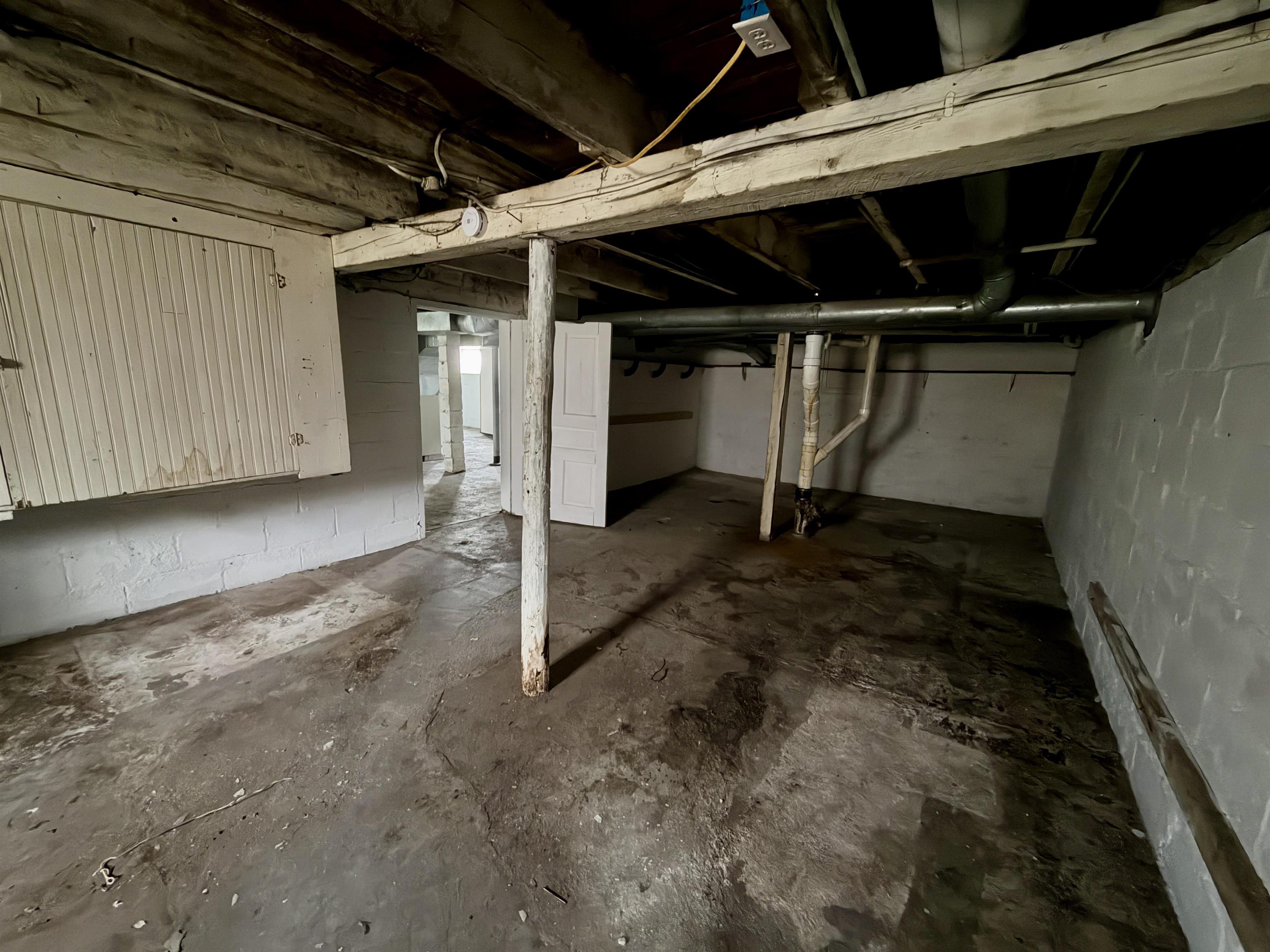 504 N Catherine Street Property Photo 15