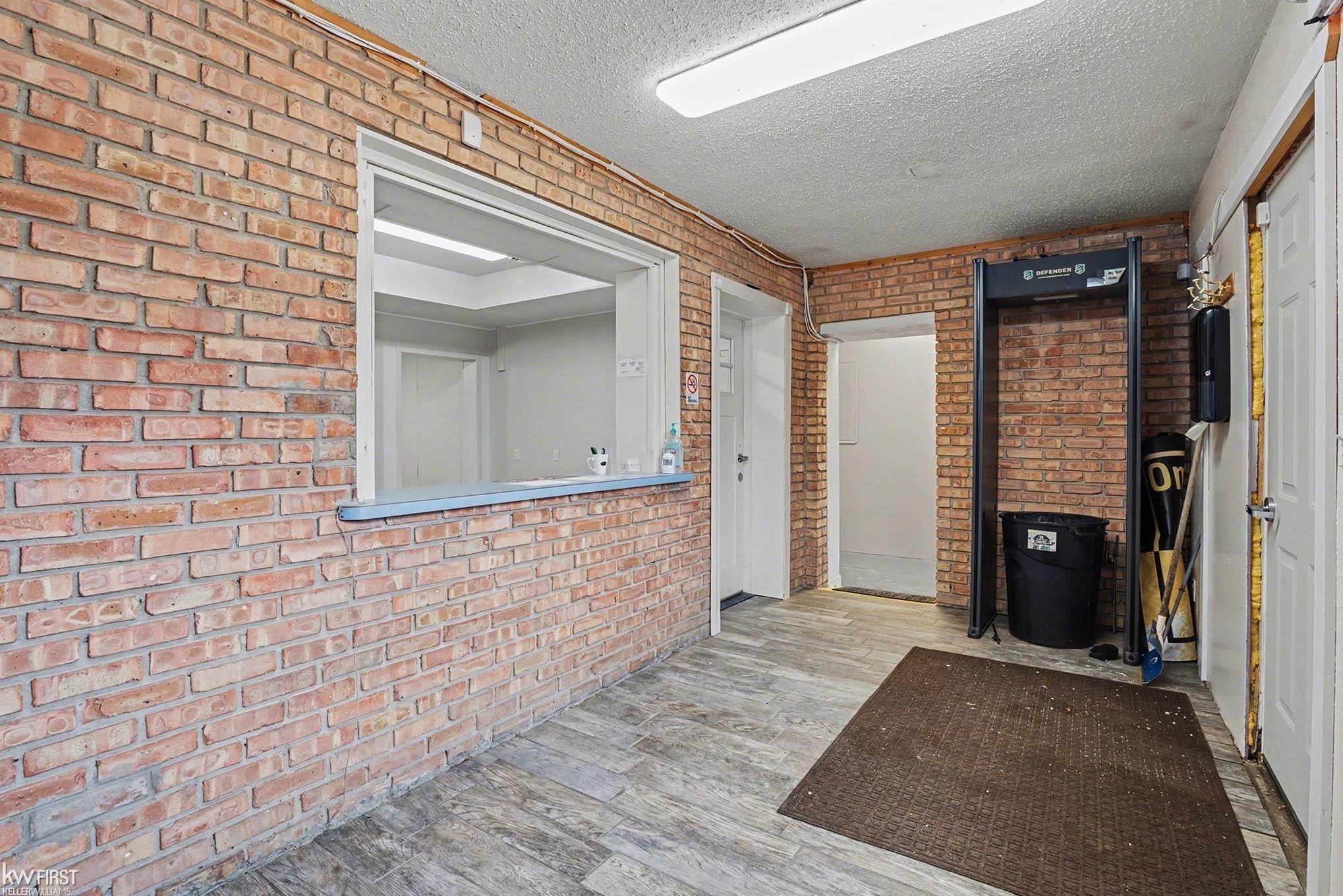 407 West Center Street Property Photo 7