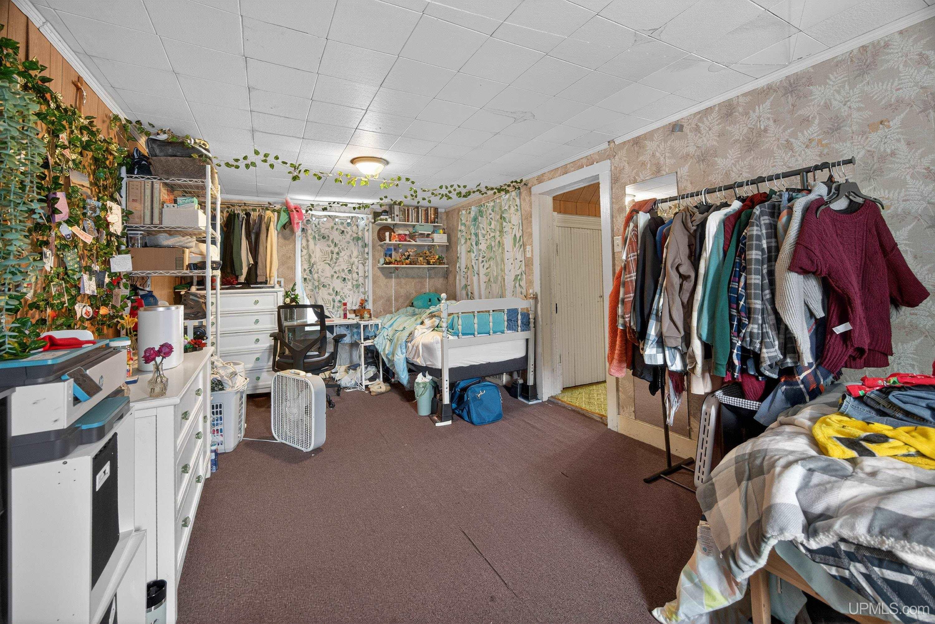 807 E Montezuma Avenue Property Photo 31