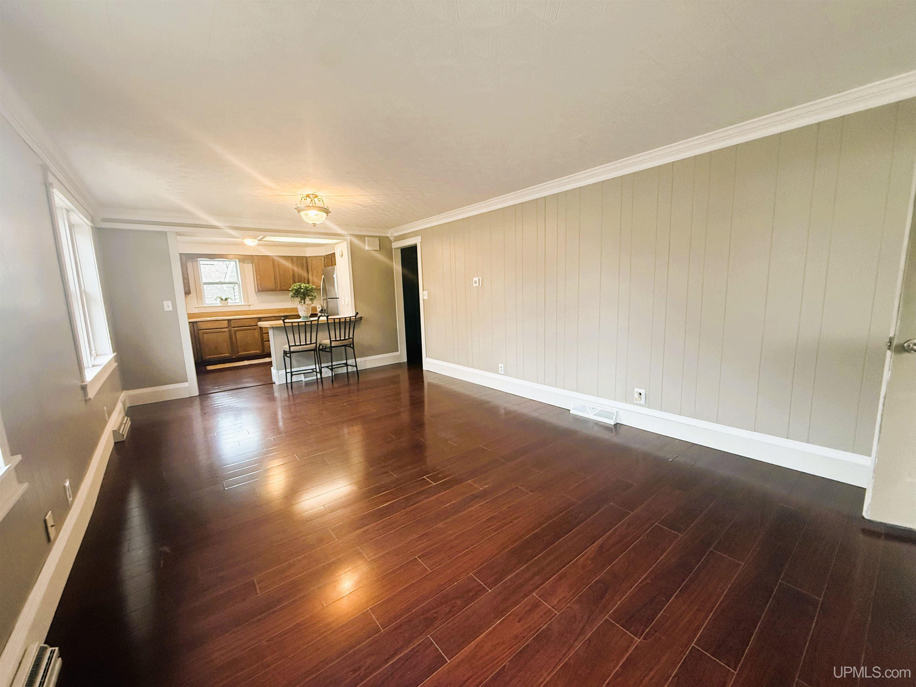 634 E Breitung Avenue Property Photo 43