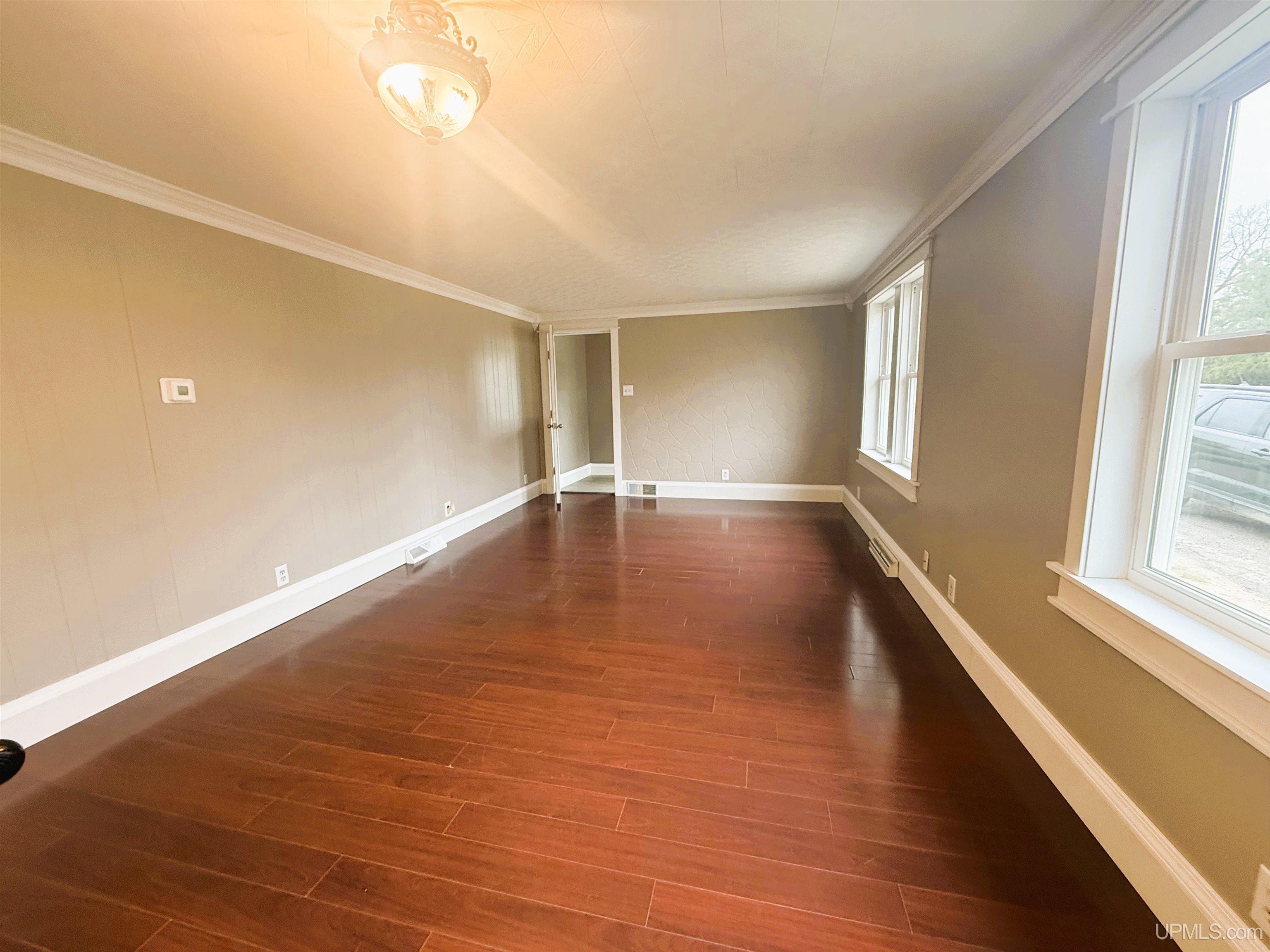 634 E Breitung Avenue Property Photo 44