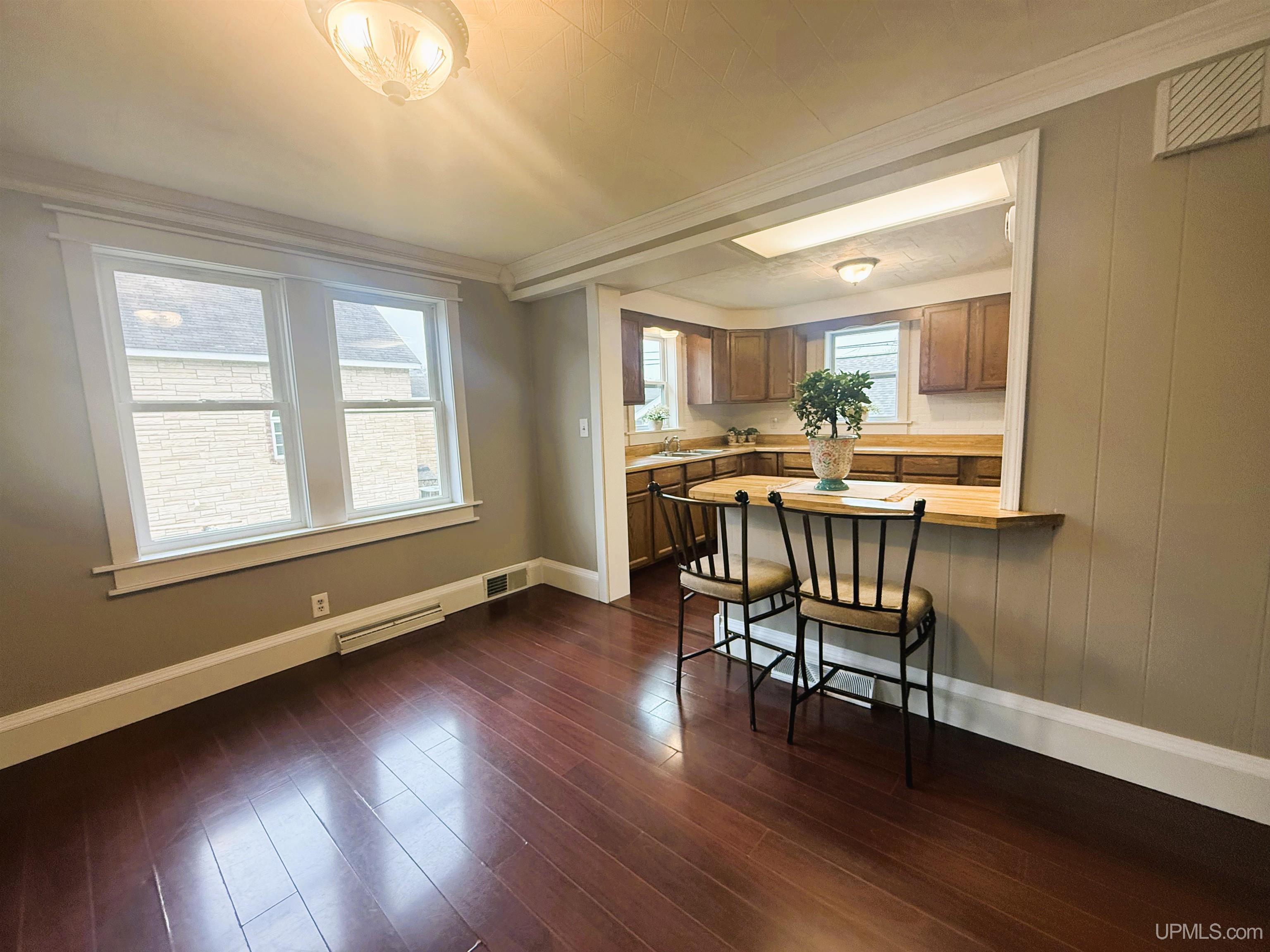 634 E Breitung Avenue Property Photo 45