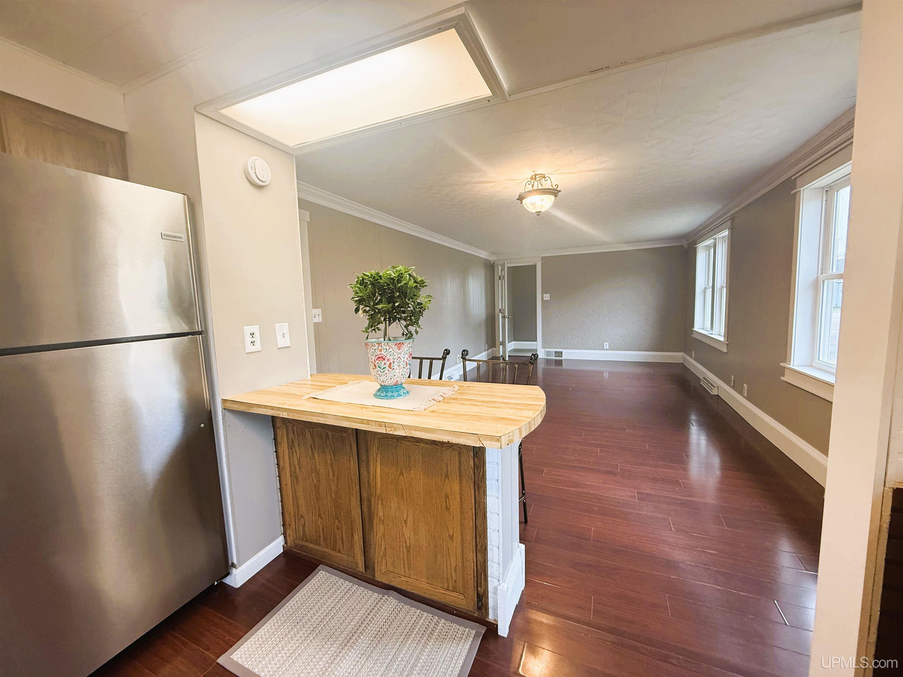 634 E Breitung Avenue Property Photo 46