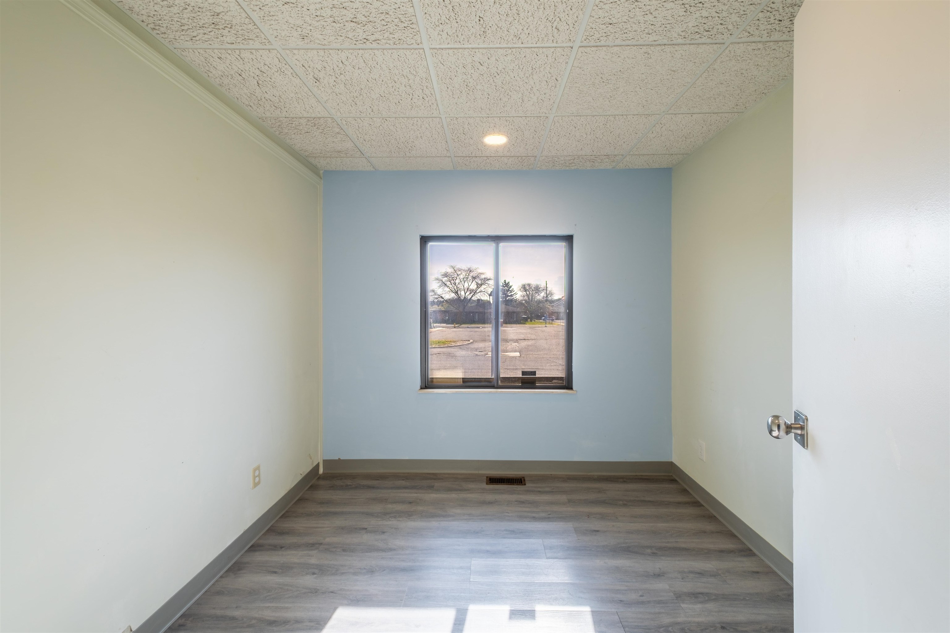 1121 Villa Linde Court Property Photo 6