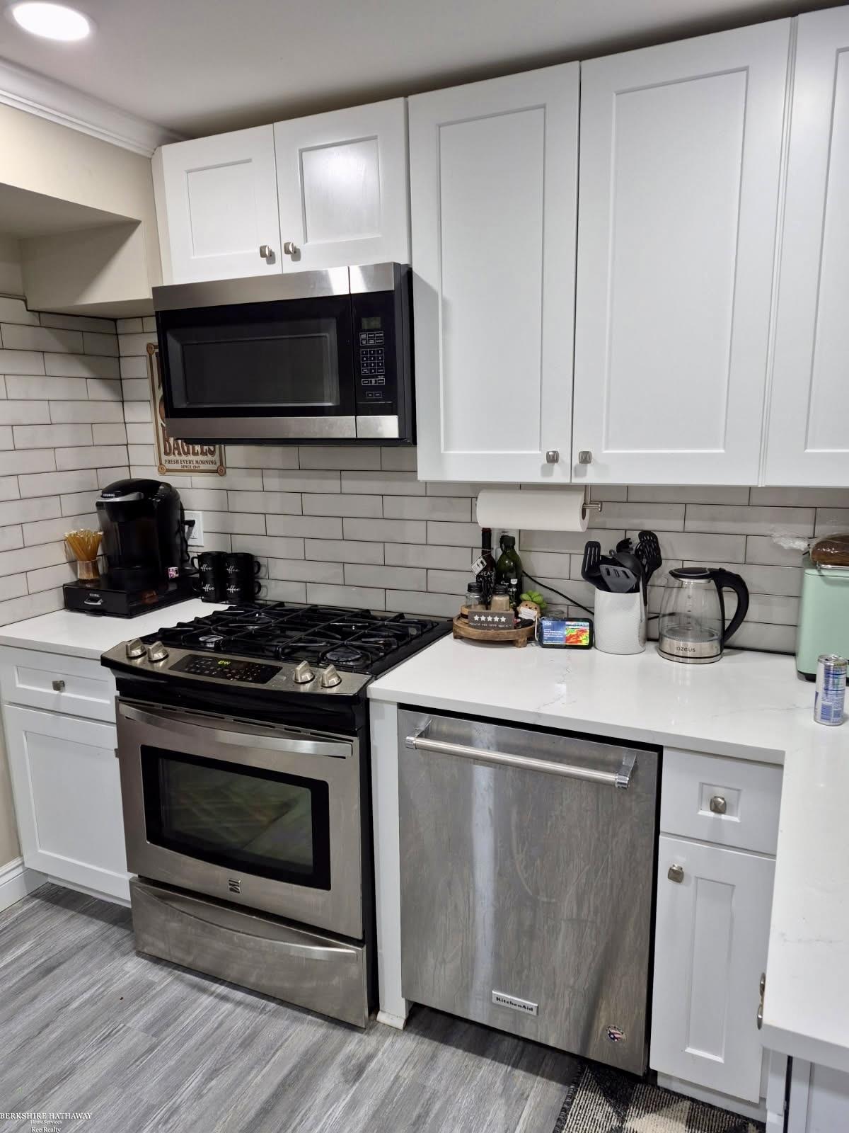 8635 Continental Avenue Property Photo 6