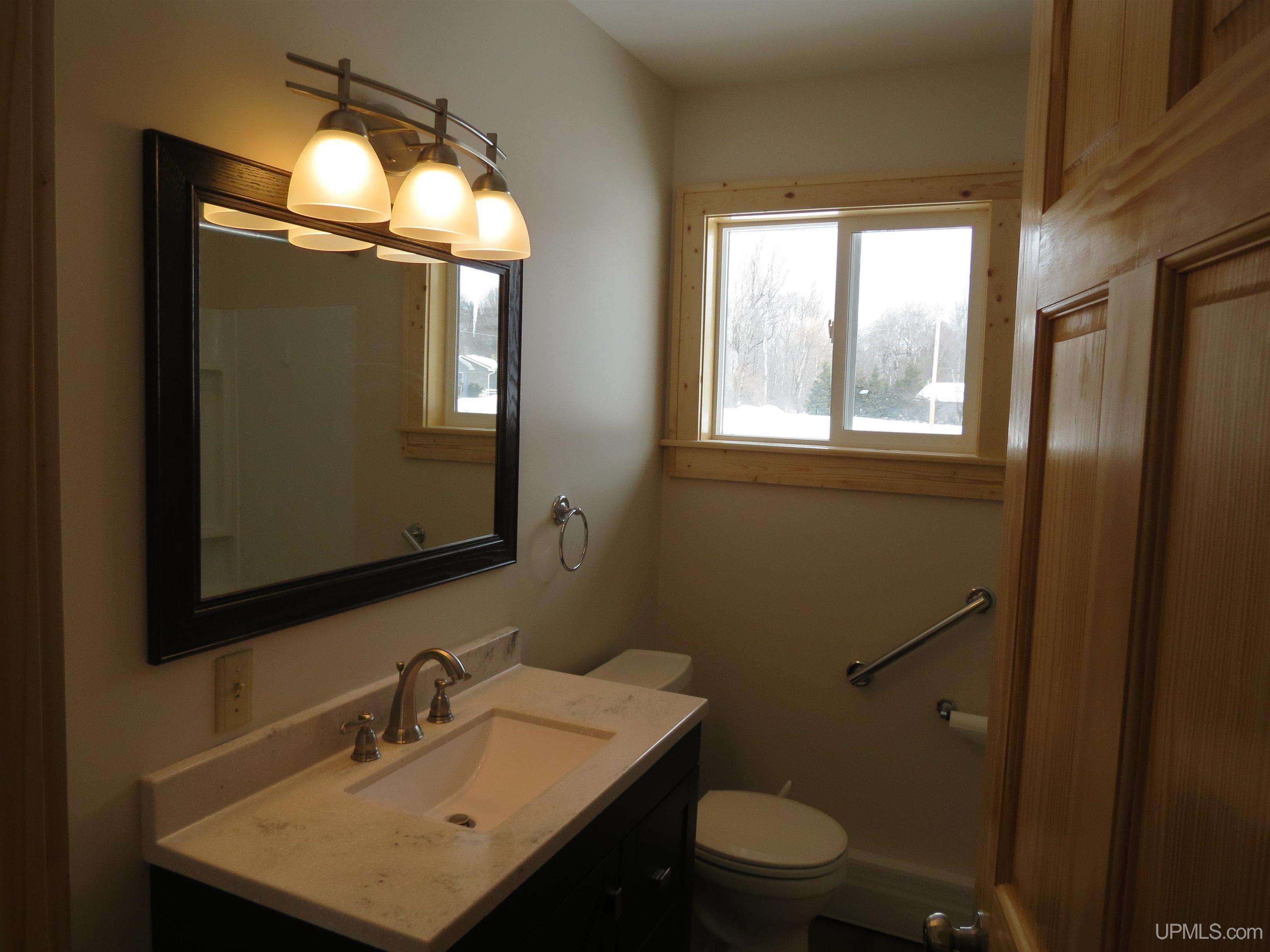 4908 Margaret Street Property Photo 9