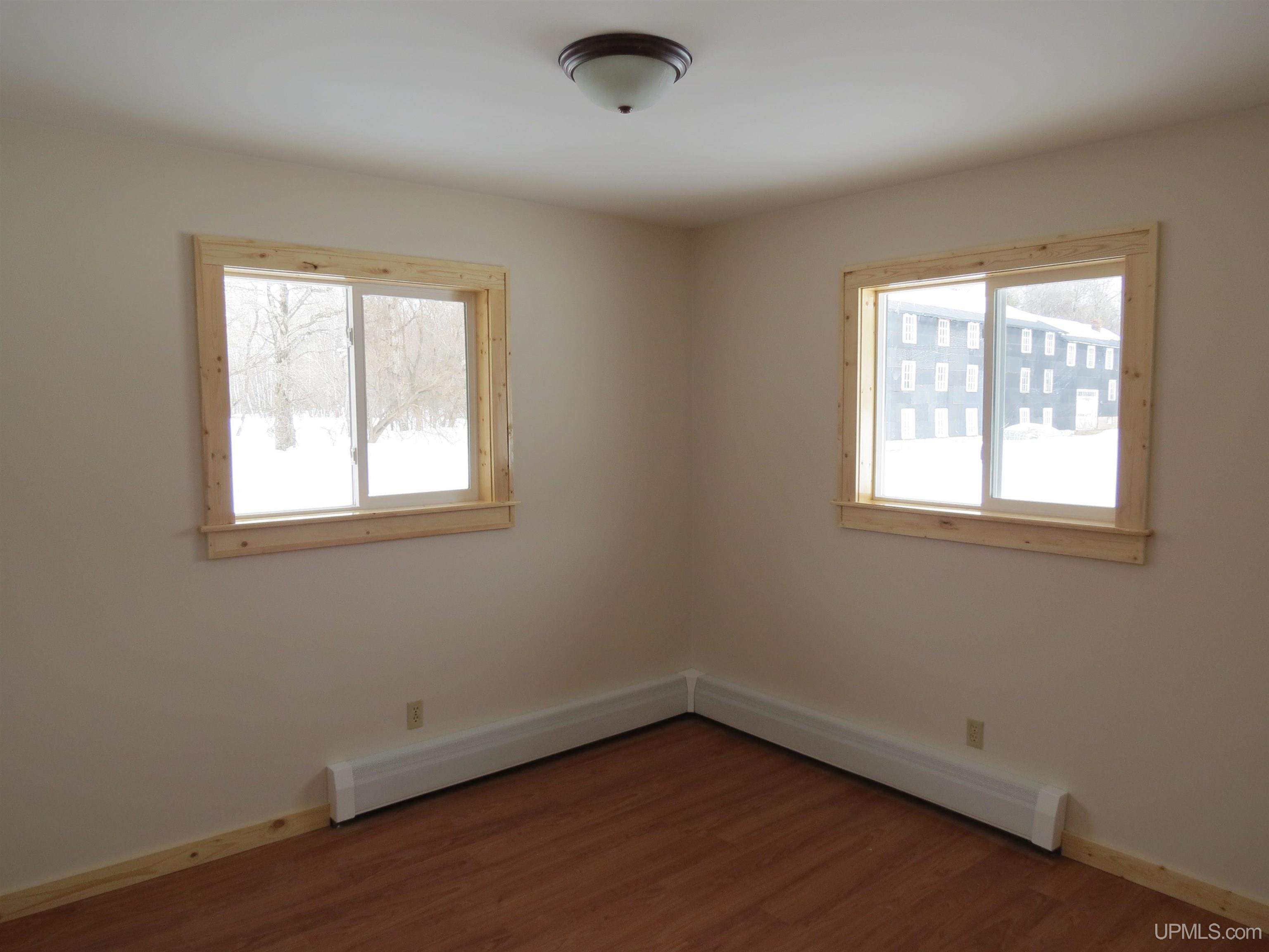 4908 Margaret Street Property Photo 11