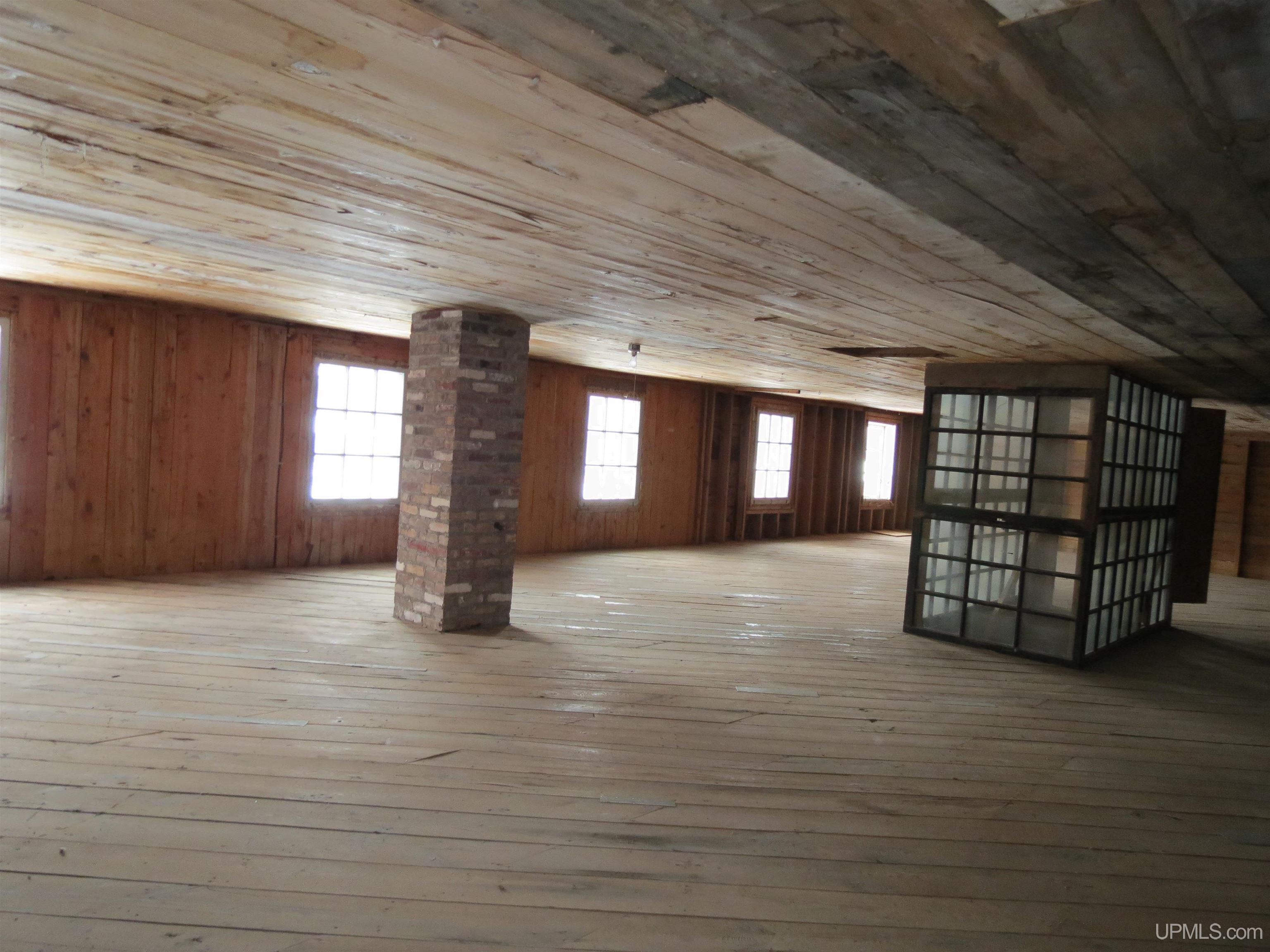 4908 Margaret Street Property Photo 28