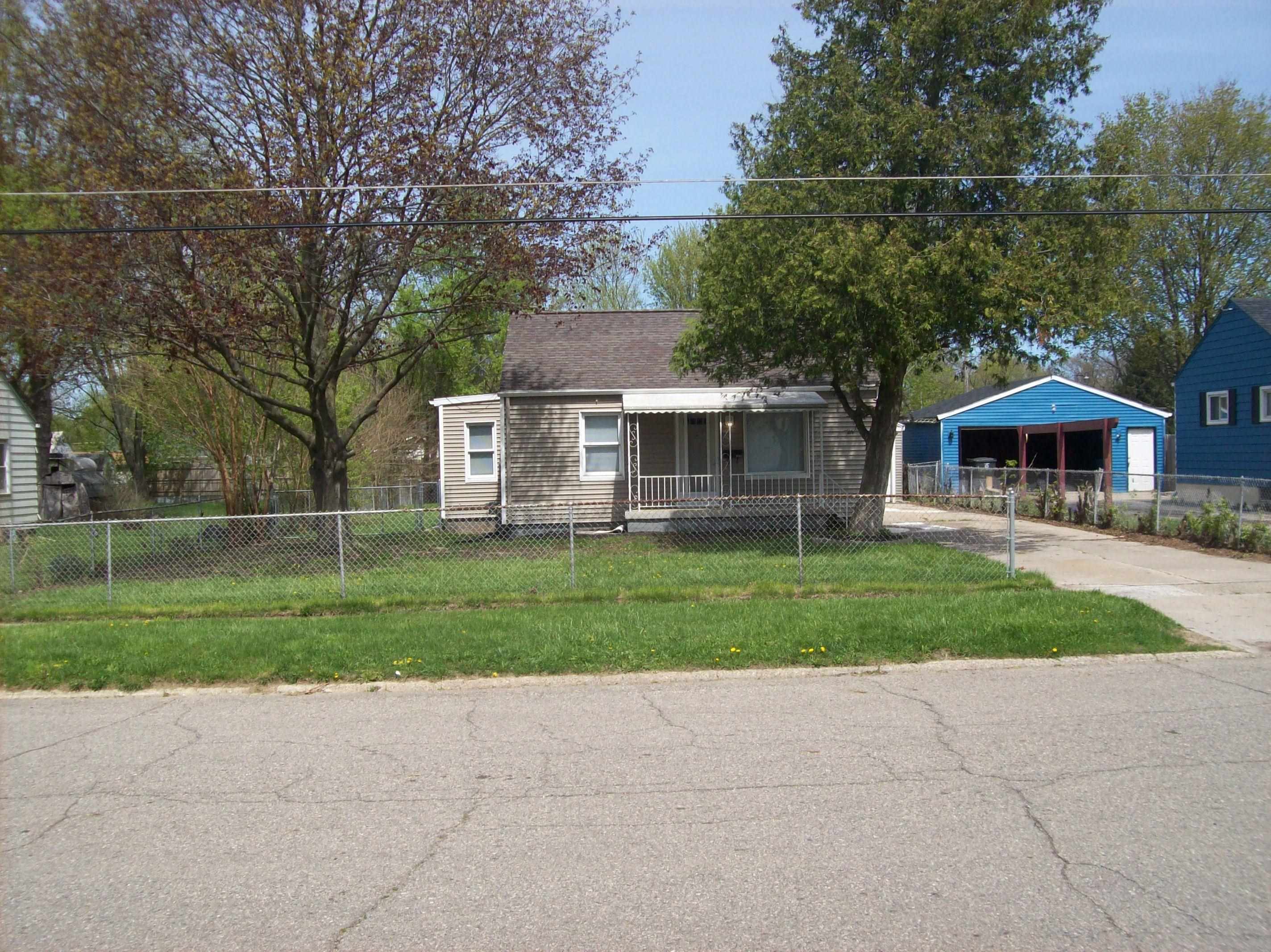 3243 Dakota Avenue Property Photo 2