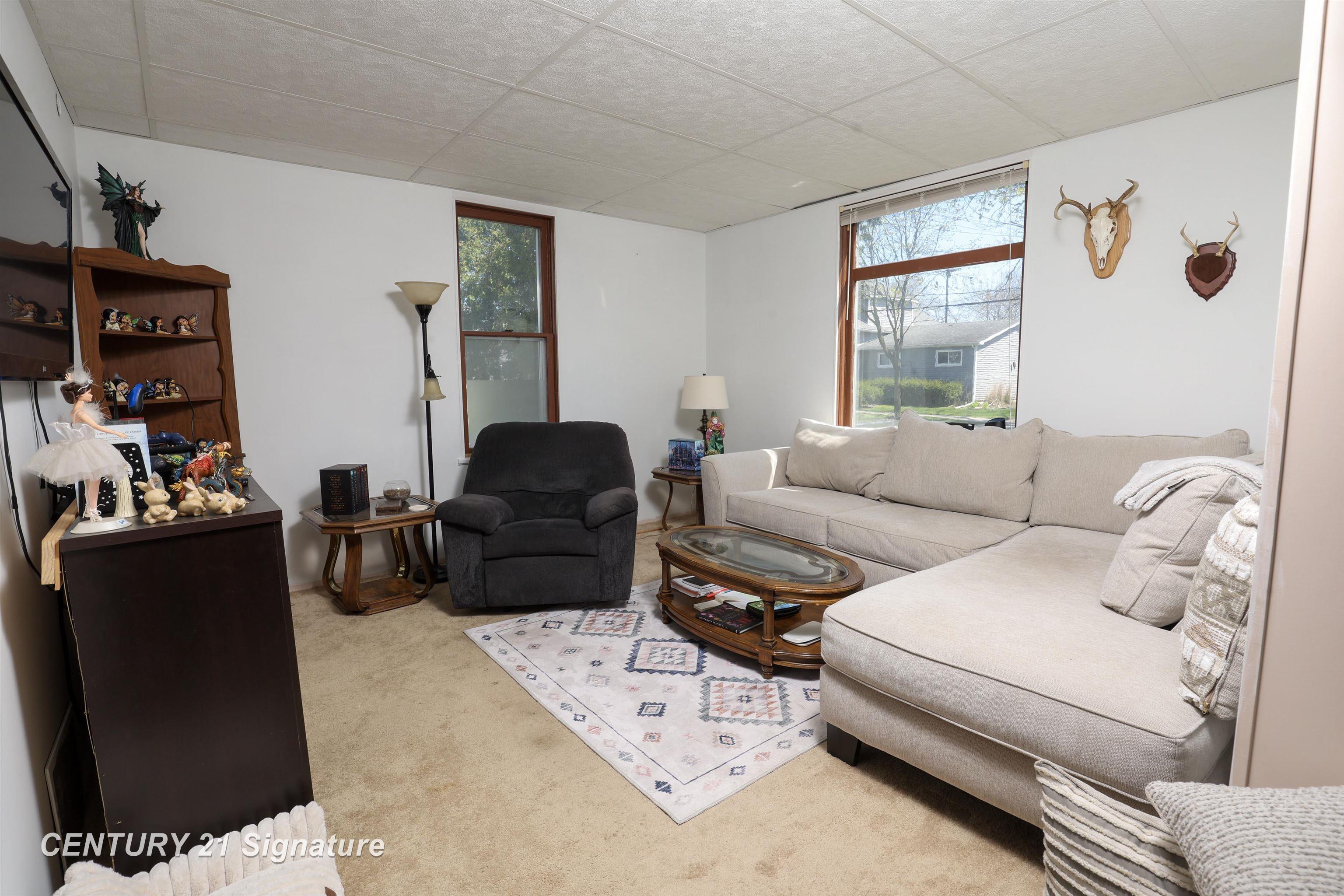 706 S Lincoln Street Property Photo 4