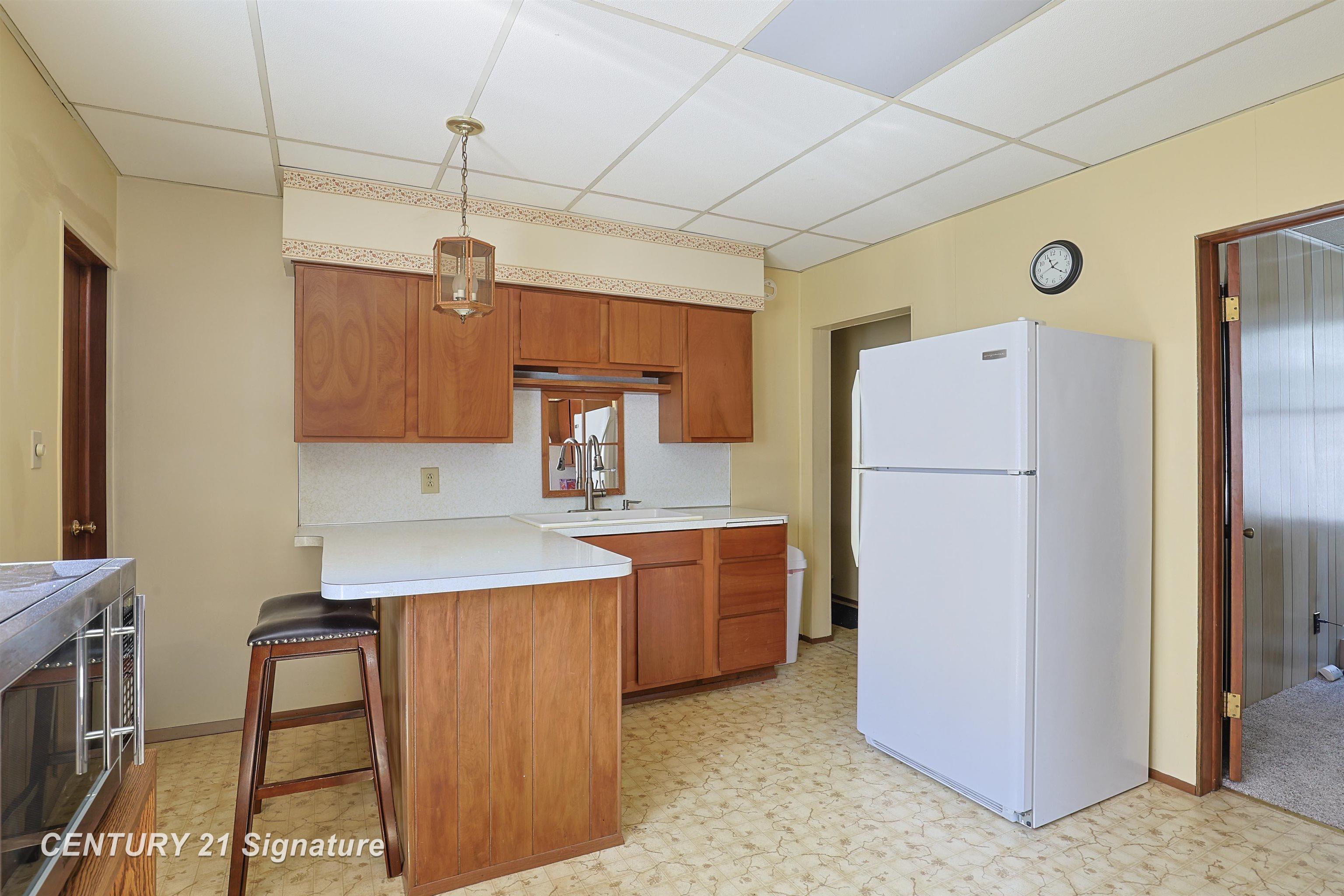 706 S Lincoln Street Property Photo 6