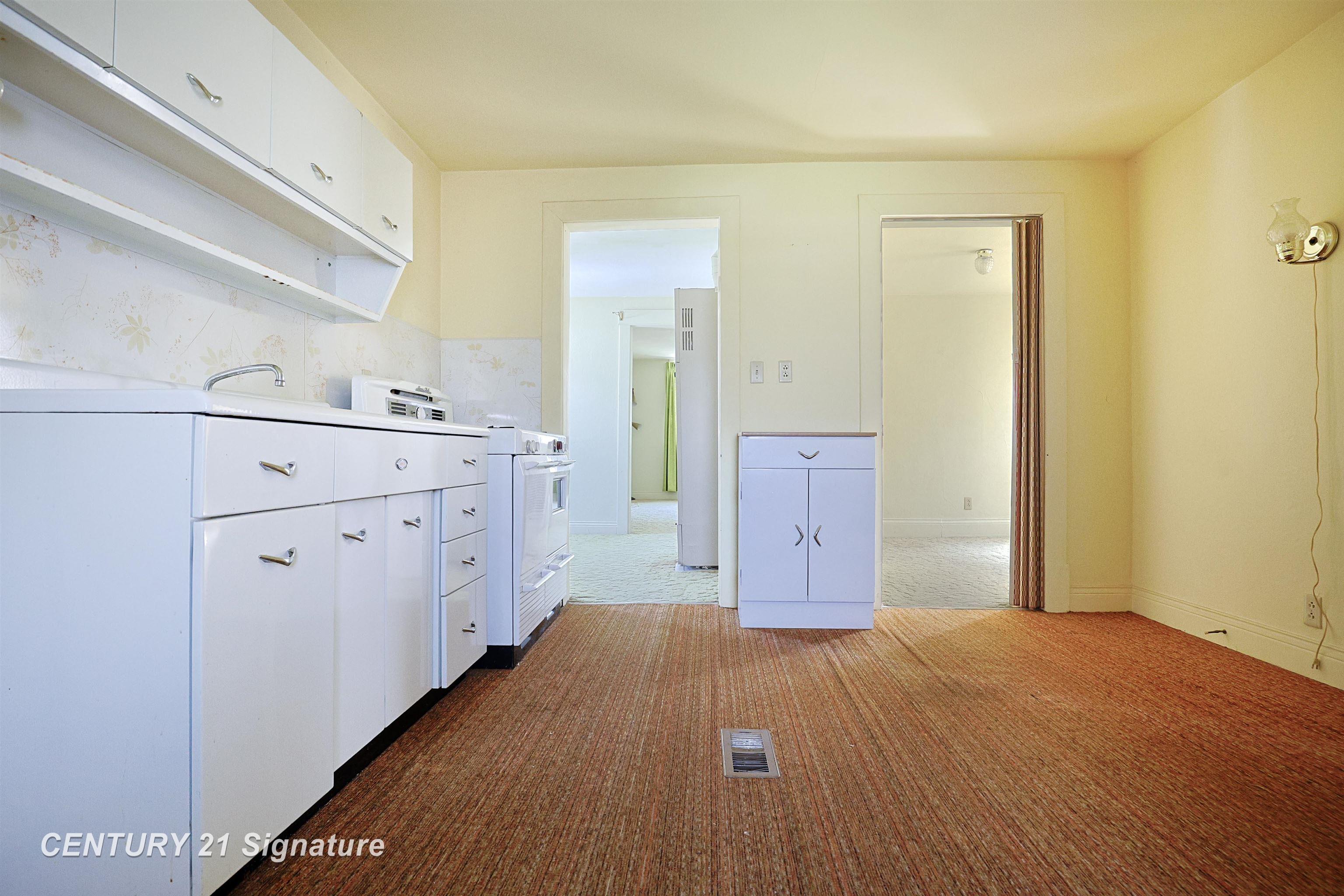 706 S Lincoln Street Property Photo 12