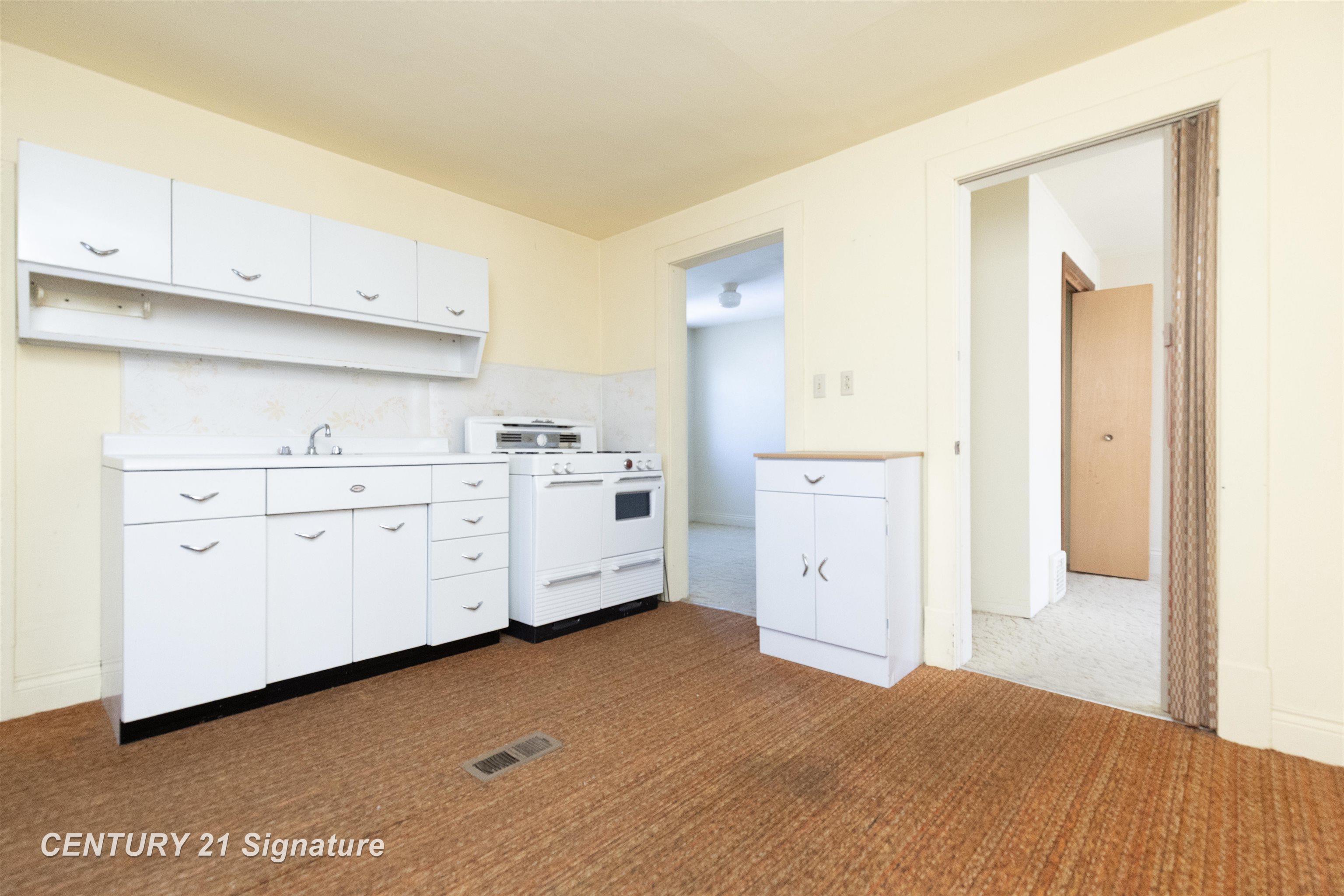 706 S Lincoln Street Property Photo 13