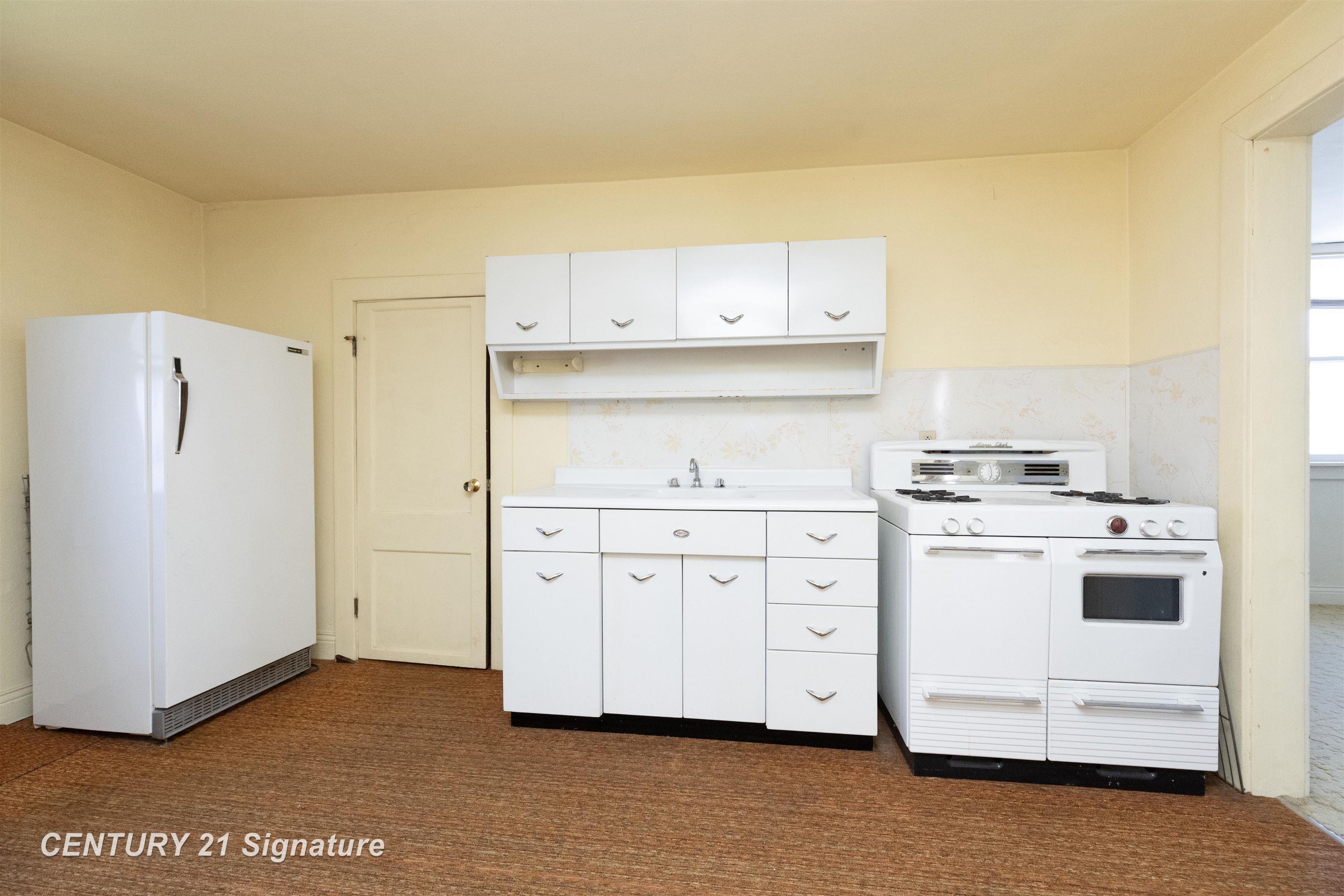706 S Lincoln Street Property Photo 14