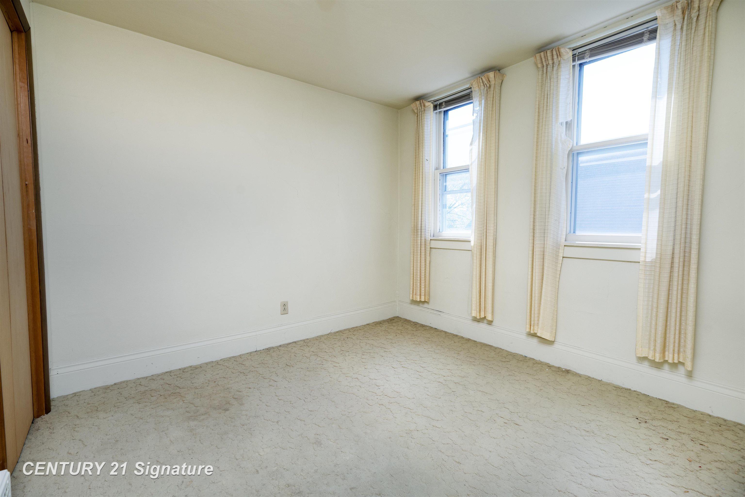 706 S Lincoln Street Property Photo 20